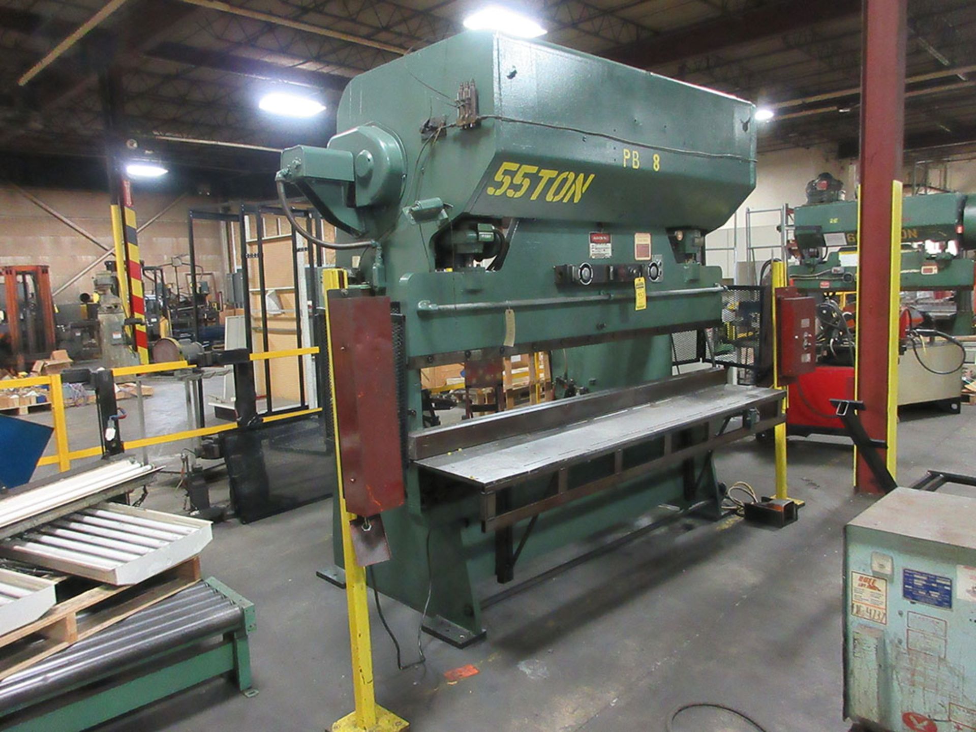 CHICAGO 55-TON X 8' HYDRAULIC PRESS BRAKE; MODEL 68B, S/N L20486, LIGHT CURTAINS