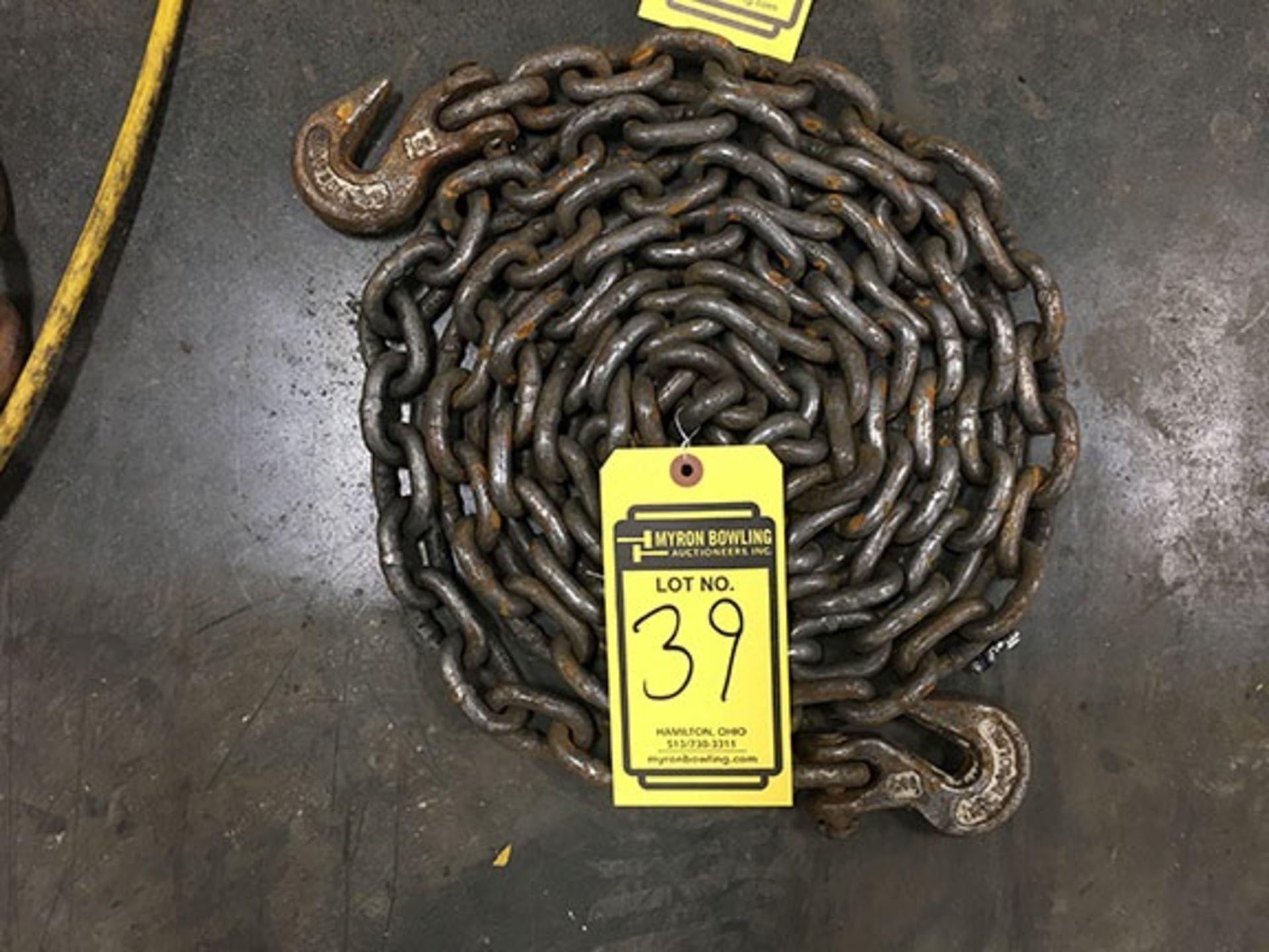 3/8'' 2-HOOK RIGGING CHAIN