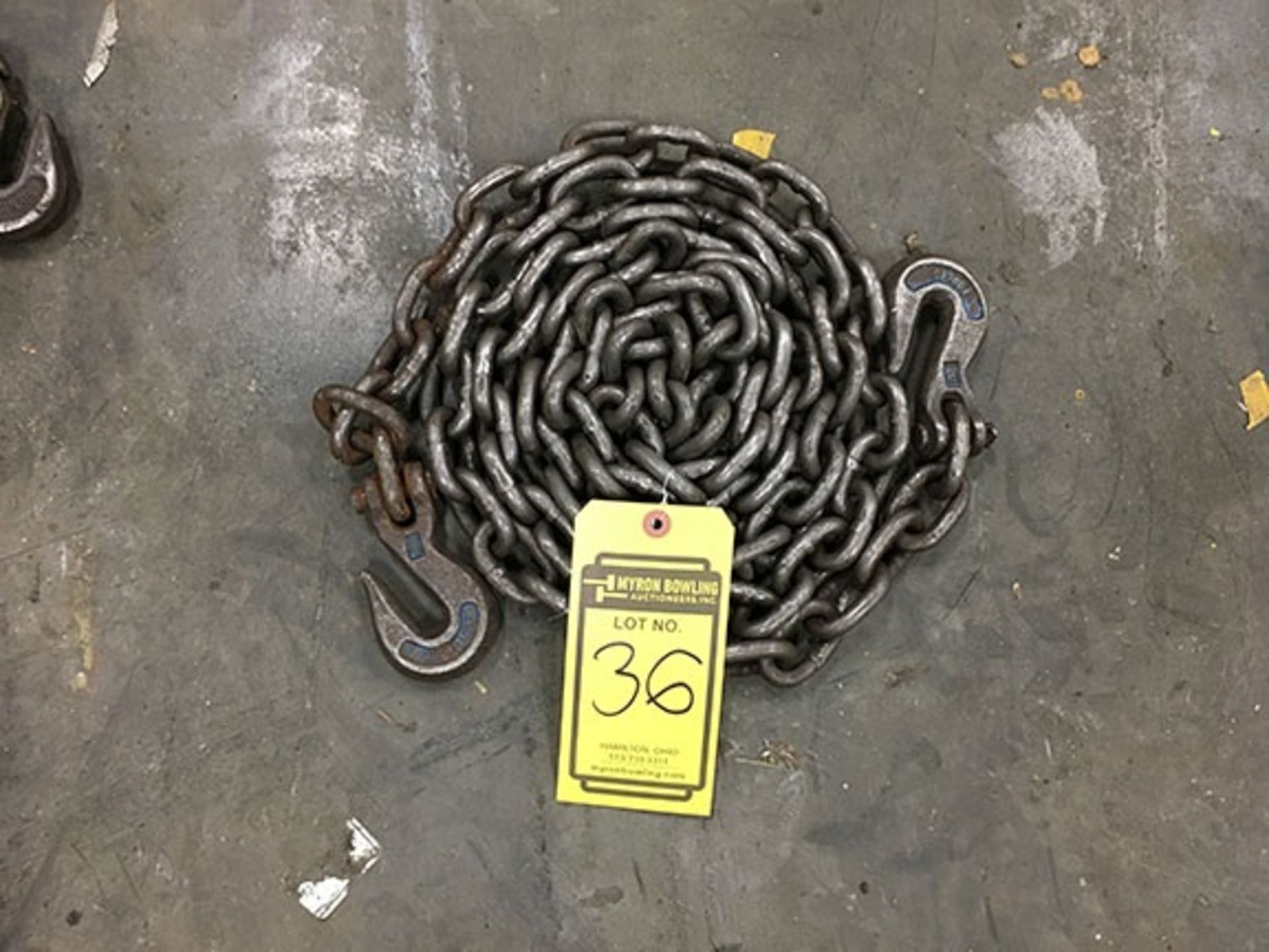 3/8'' 2-HOOK RIGGING CHAIN