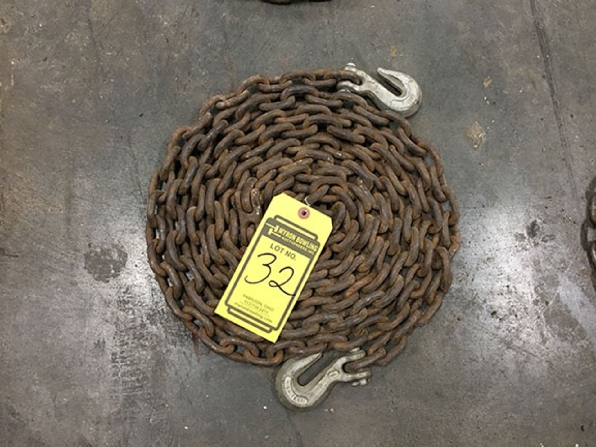 3/8'' 2-HOOK RIGGING CHAIN