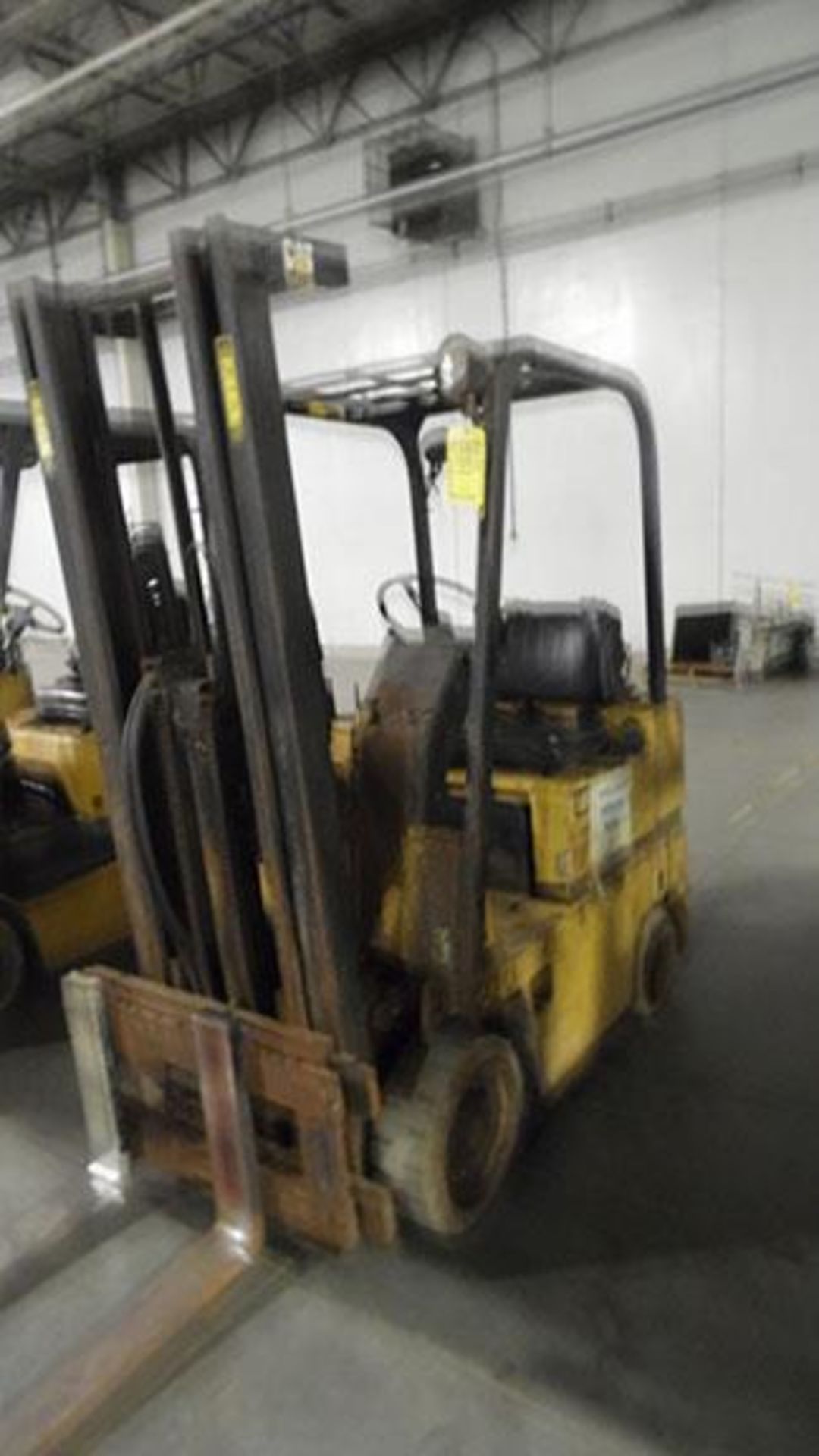 CAT 3,000 LB. CAPACITY FORKLIFT; MODEL 730D, S/N 5GB07919, 2-STAGE MAST, LP GAS, 42'' FORKS, SOLID