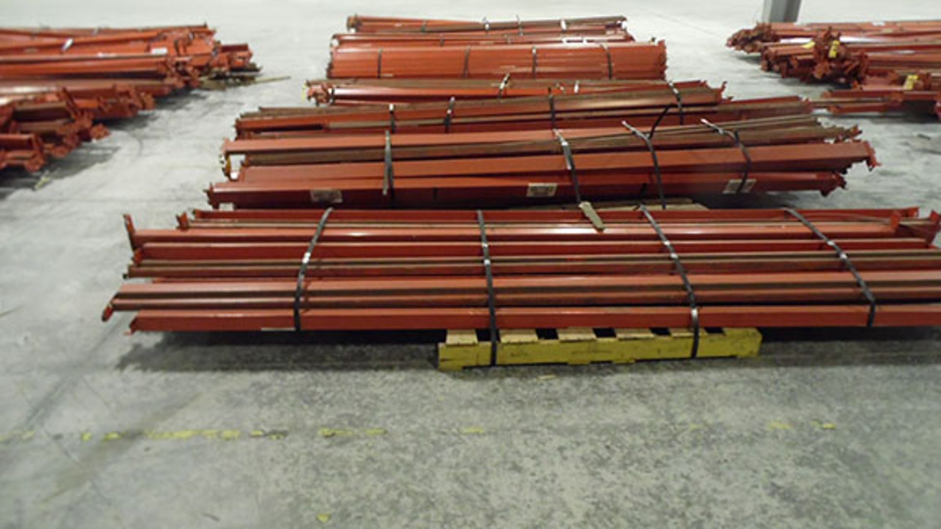 (X163) PIECES OF RIDG-U-RAK PALLET RACKING 132'' X 4'' HORIZONTAL BEAMS