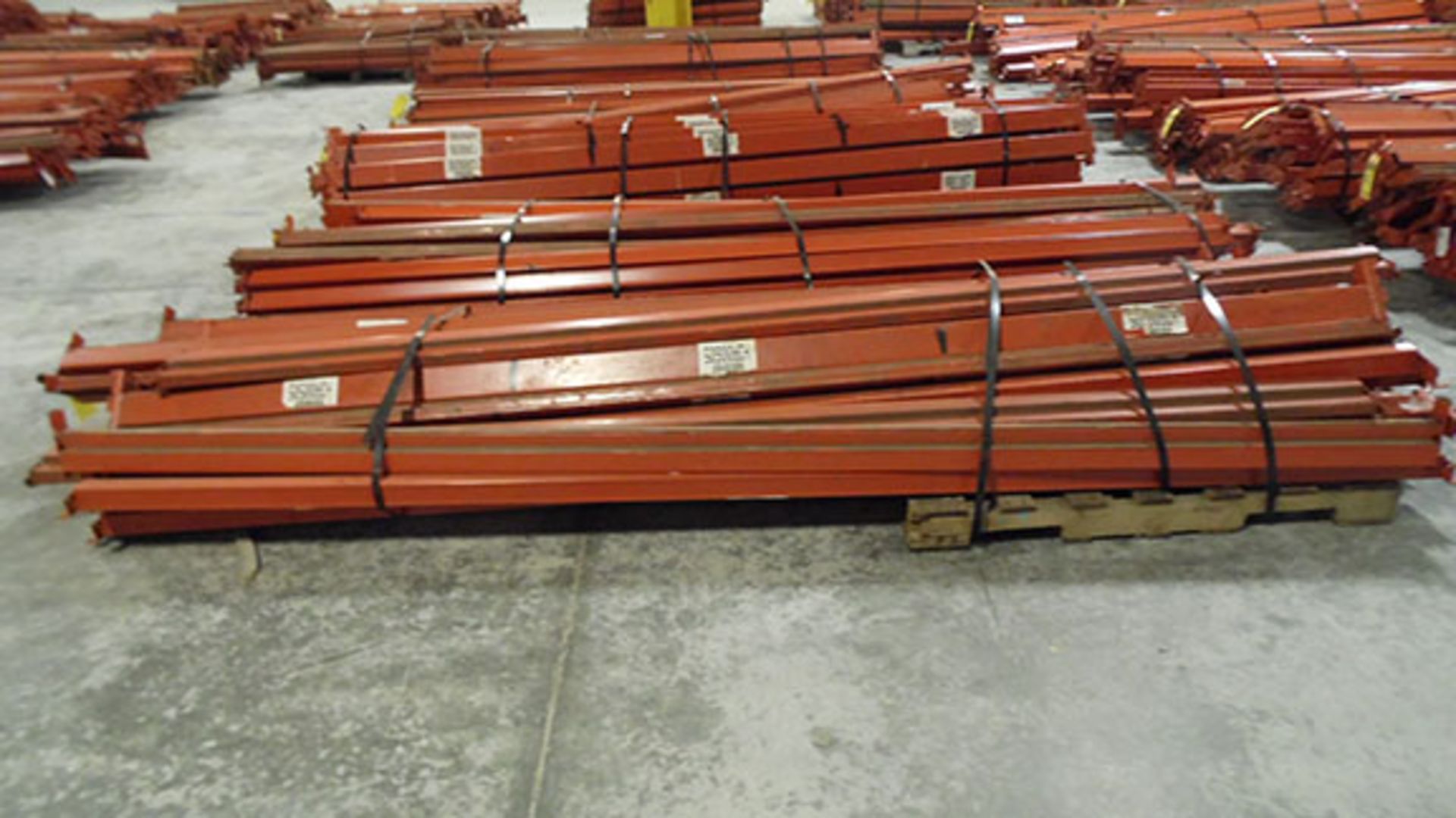 (X196) PIECES OF RIDG-U-RAK PALLET RACKING 132'' X 4'' HORIZONTAL BEAMS