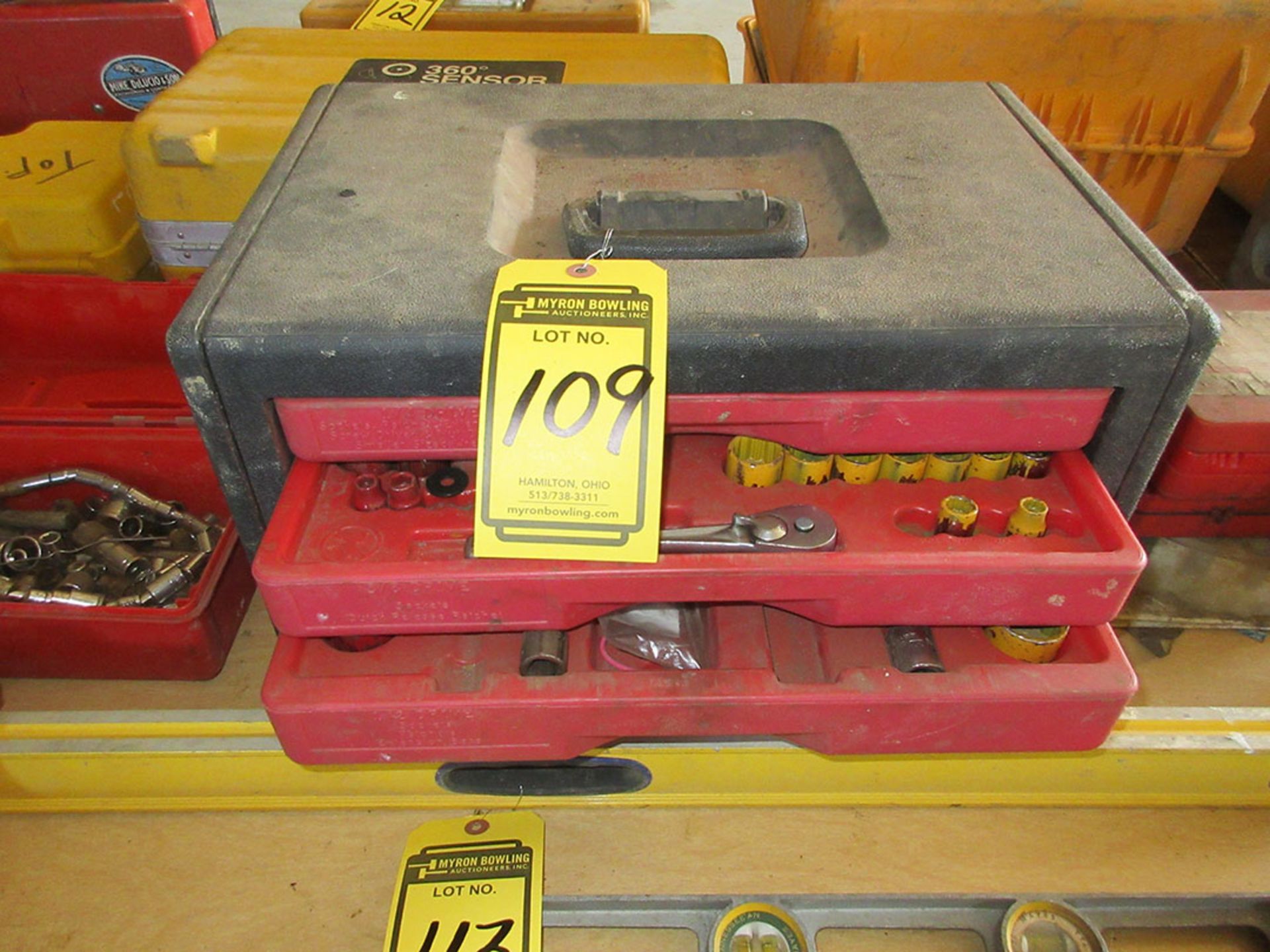 CRAFTSMAN TOOL BOX WITH TOOL CONTENTS