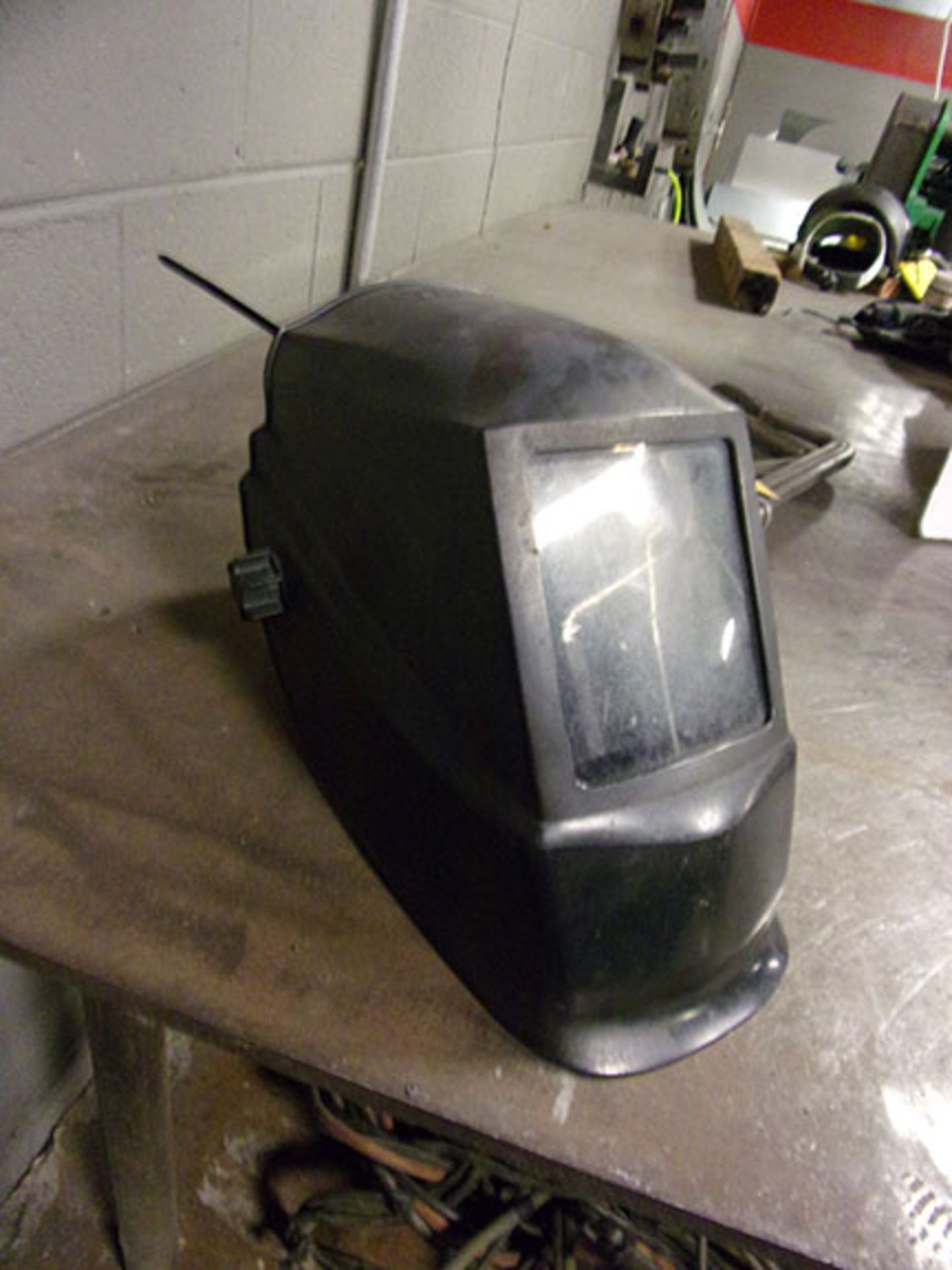 WELDING MASK