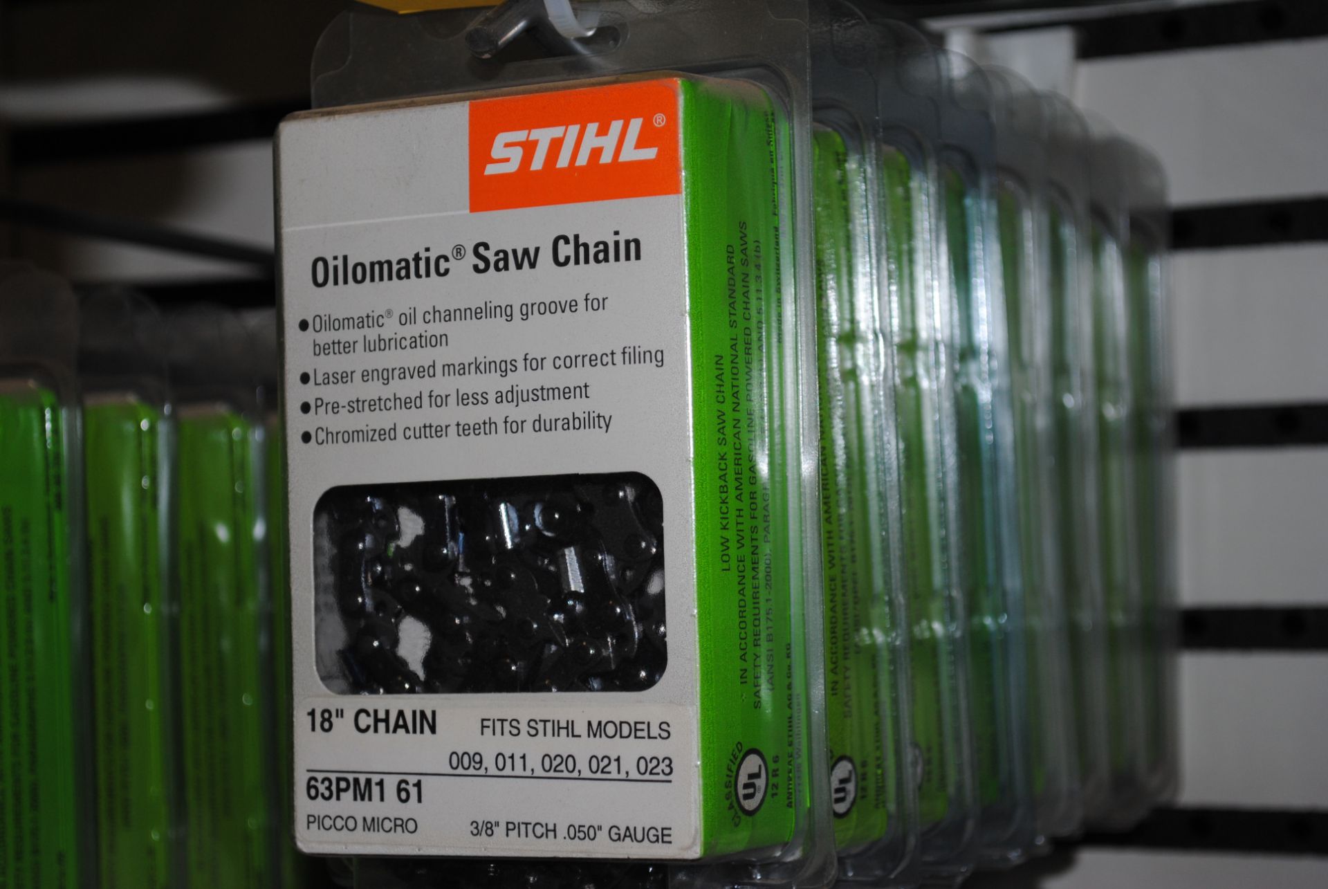 LOT OF (8) NEW STIHL SAW CHAINS