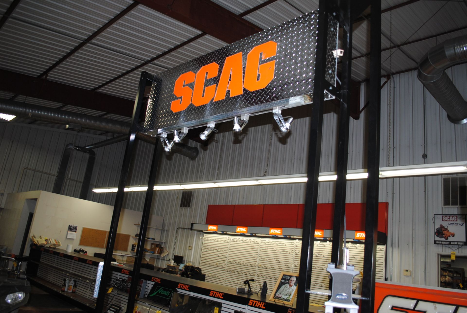 SCAG DISPLAY WITH LIGHTS