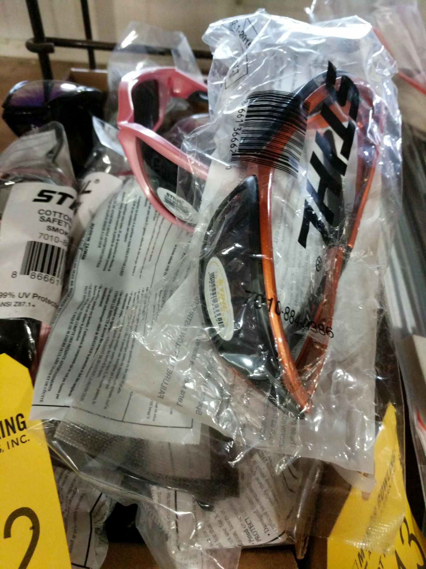 LOT OF STIHL SAFETY SUNGLASSES