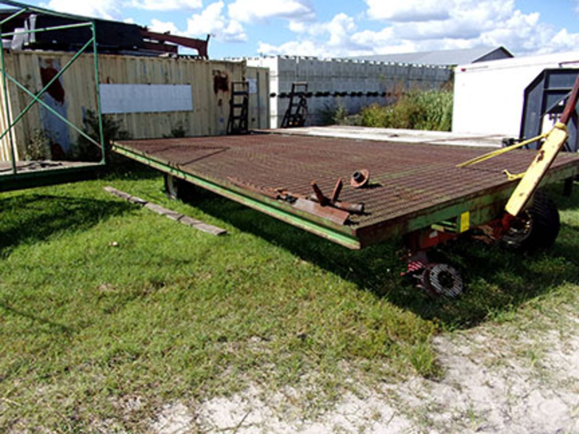 STEEL FARM TRAILER WITH SINGLE AXLE; 20'L X 10' 3''W