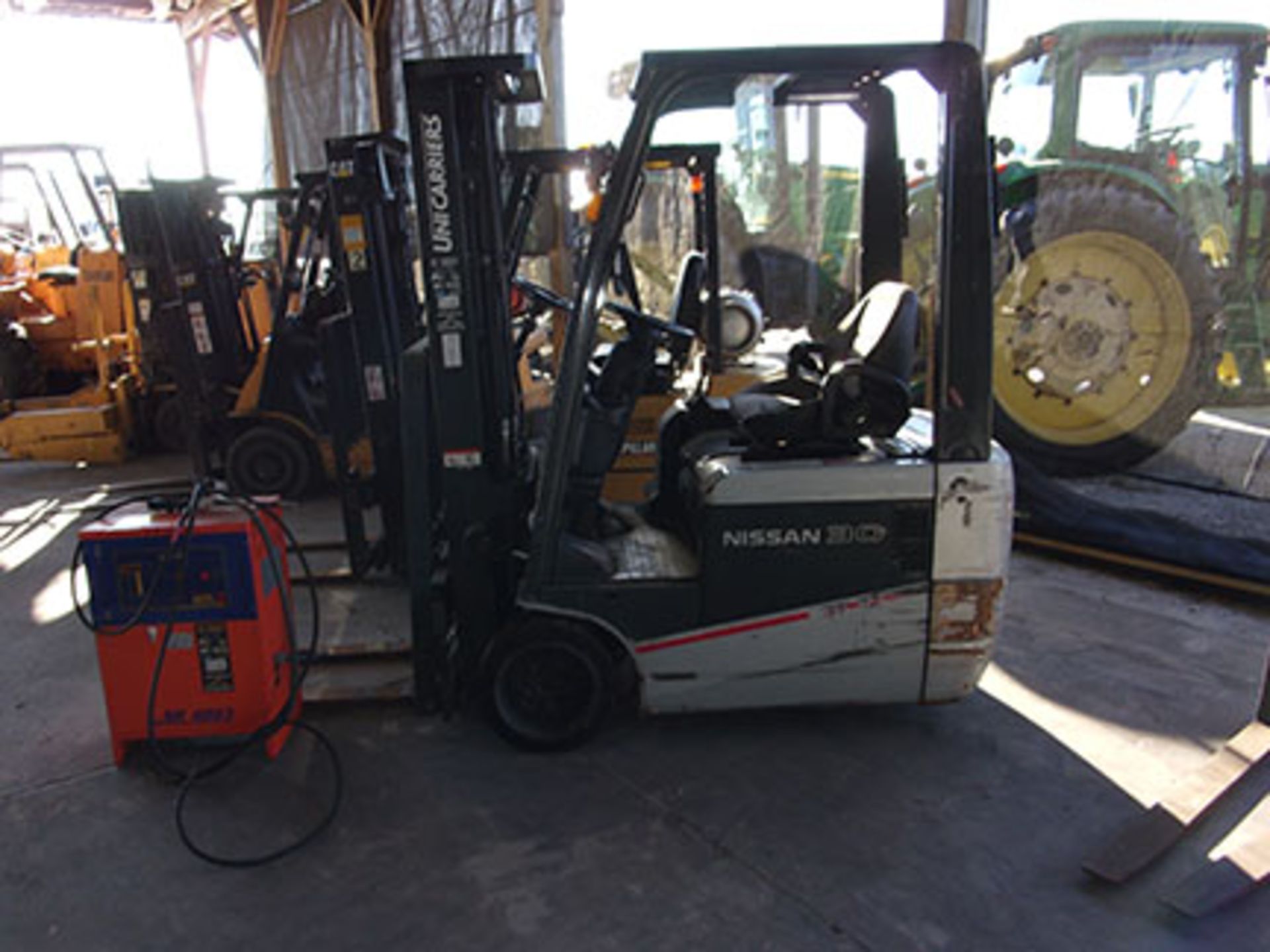 NISSAN 2,700 LB. CAPACITY FORKLIFT; ELECTRIC, MODEL A1N1L15V, 3-CUSHION TIRES, 36-VOLT, 187'' - Image 2 of 2