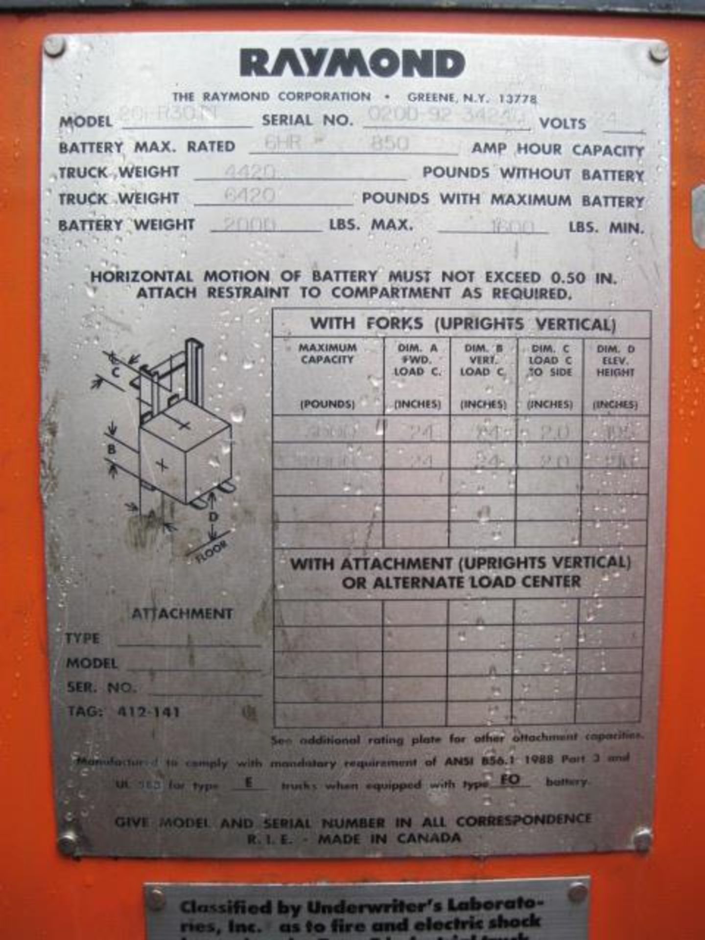 RAYMOND 20I-R30TT 3,000 LB. 24-V NARROW AISLE LIFT TRUCK 195'' LIFT HEIGHT, NO HR. METER - Image 4 of 4