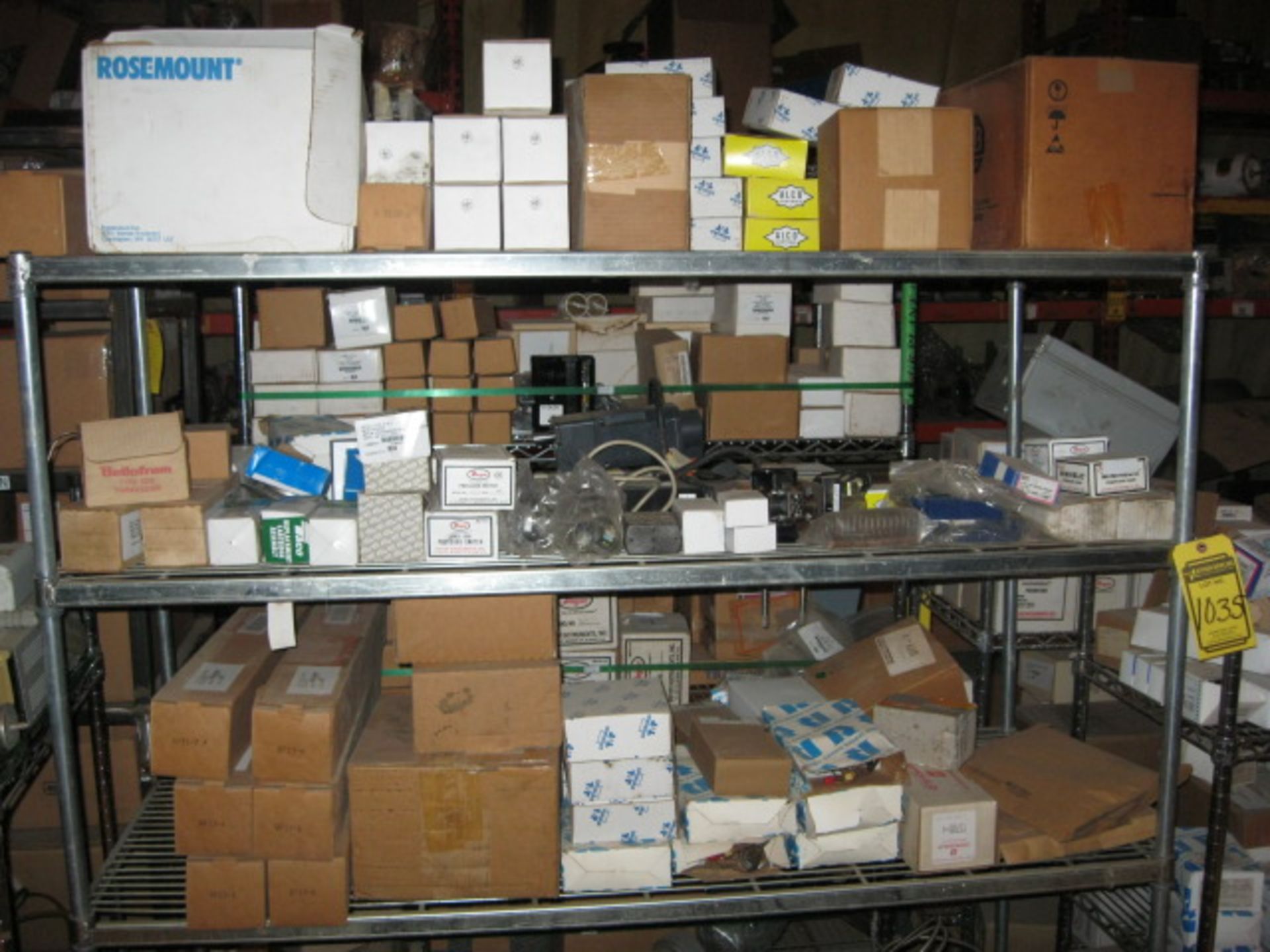 CART WITH CONTENTS, ELECTRICAL PARTS, STOCKROOM PARTS & ETC. EBAY WHOLESALE LOT - Image 2 of 2