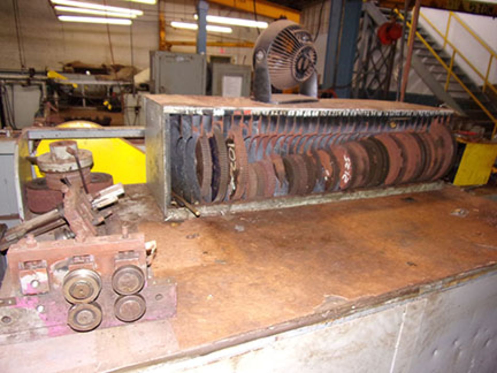 FIN GENERIC FIN PRESS; CHANGEABLE GEARS, CENTER MOUNT COIL REEL FEEDER/STRAIGHTENER - Image 4 of 4