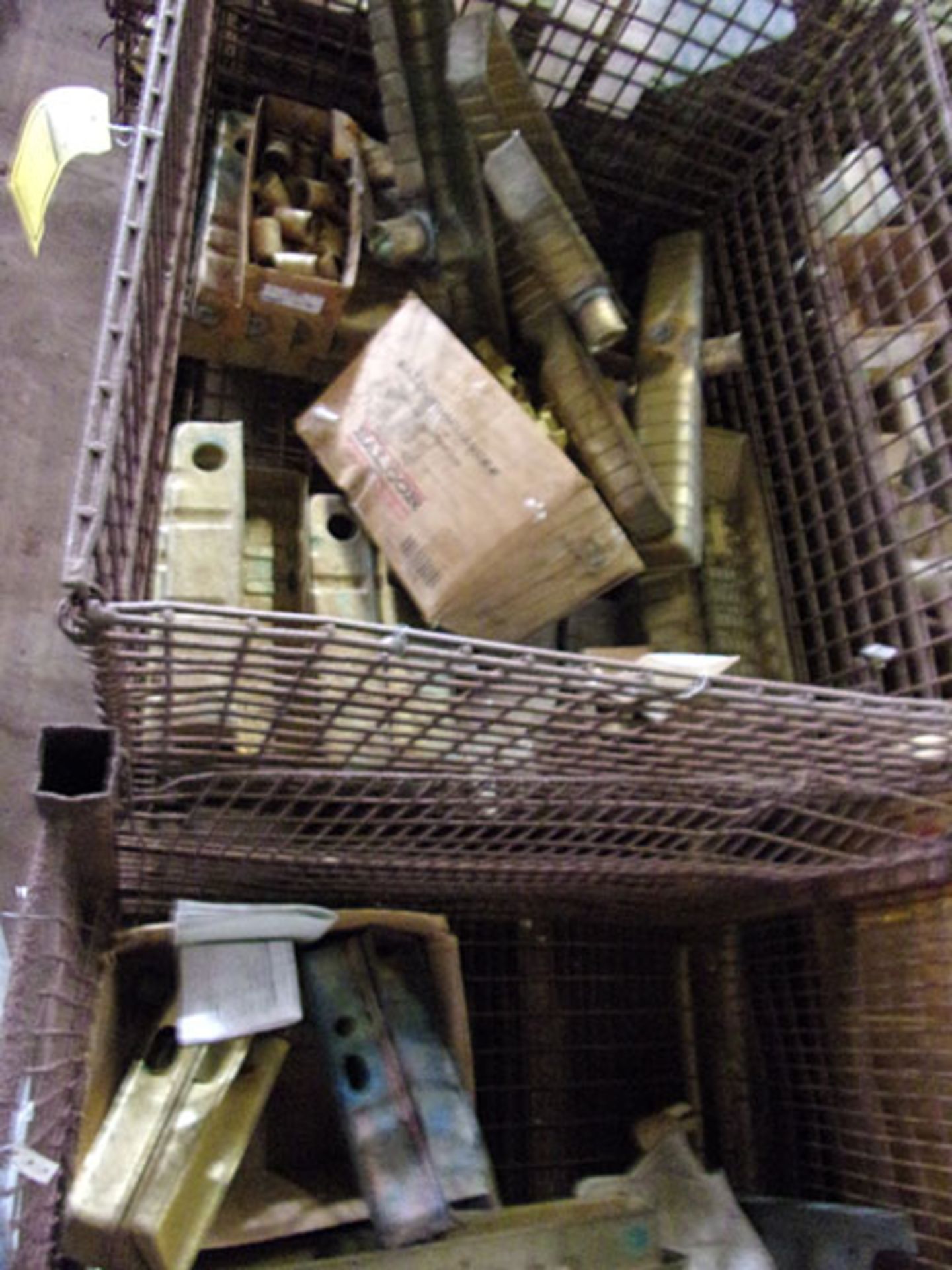 CONTENTS OF (7) WIRE BASKETS; BRASS PARTS