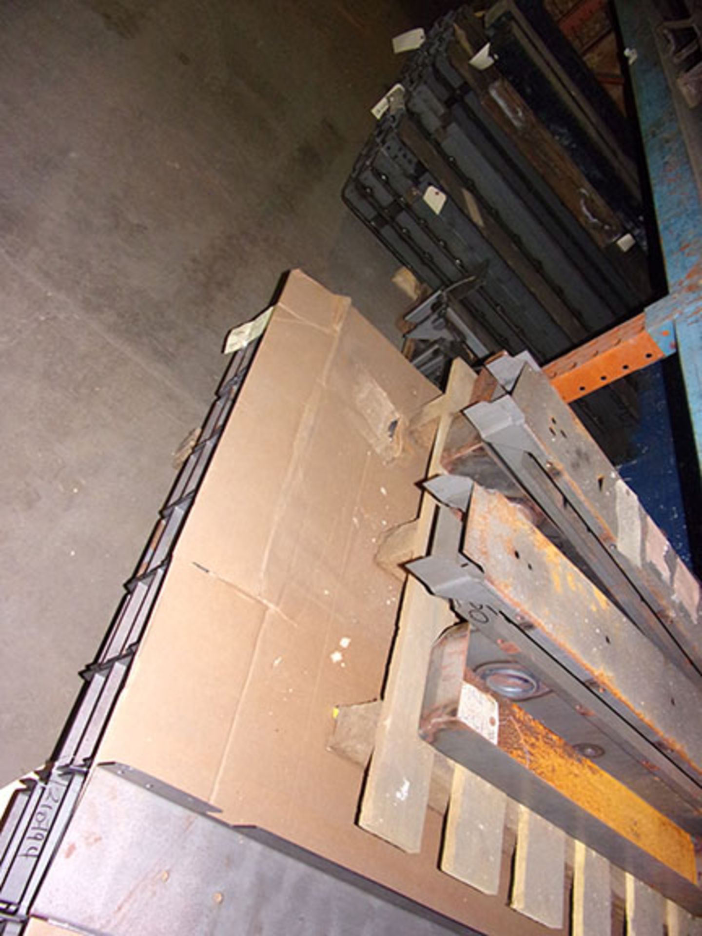 CONTENT OF 1ST ROW OF PALLET RACK; STEEL PARTS - Image 2 of 2