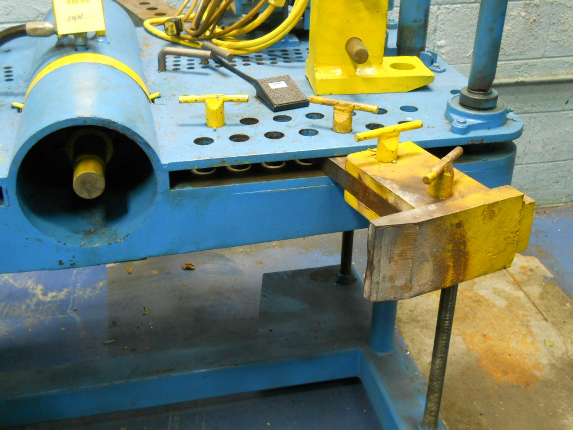 POULAN HORIZONTAL BEARING PULLER, M/N P-200, S/N 2038, 10, 000 LB. CAPACITY - Image 5 of 6