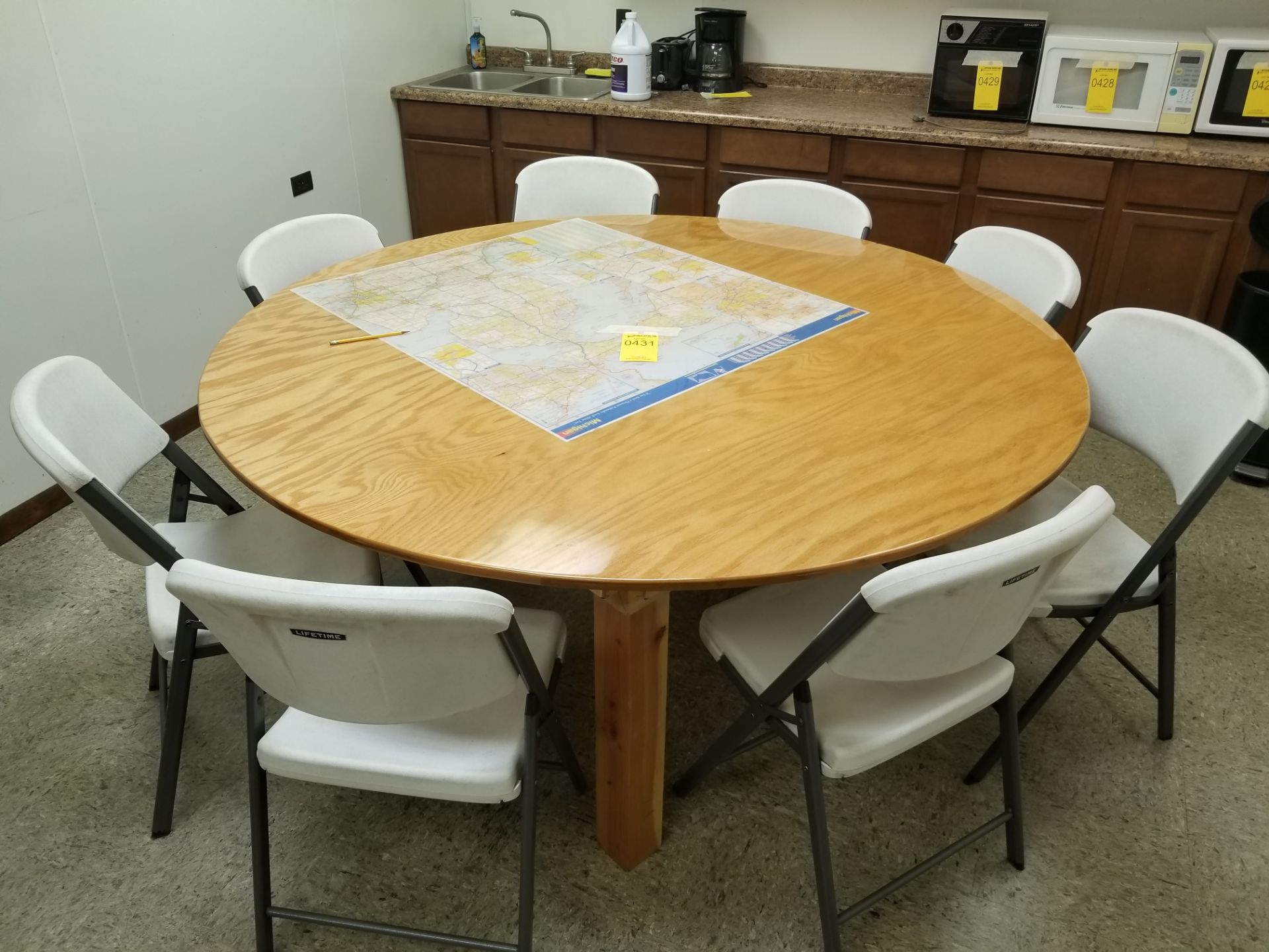 WOOD TABLE WITH MAP OF MICHIGAN