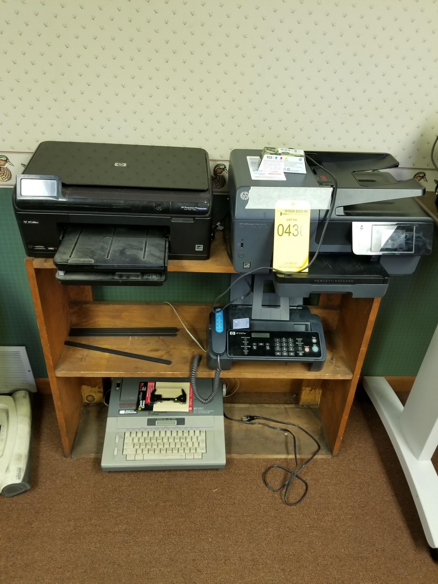 LOT: ASSORTED PRINTERS AND TYPEWRITER