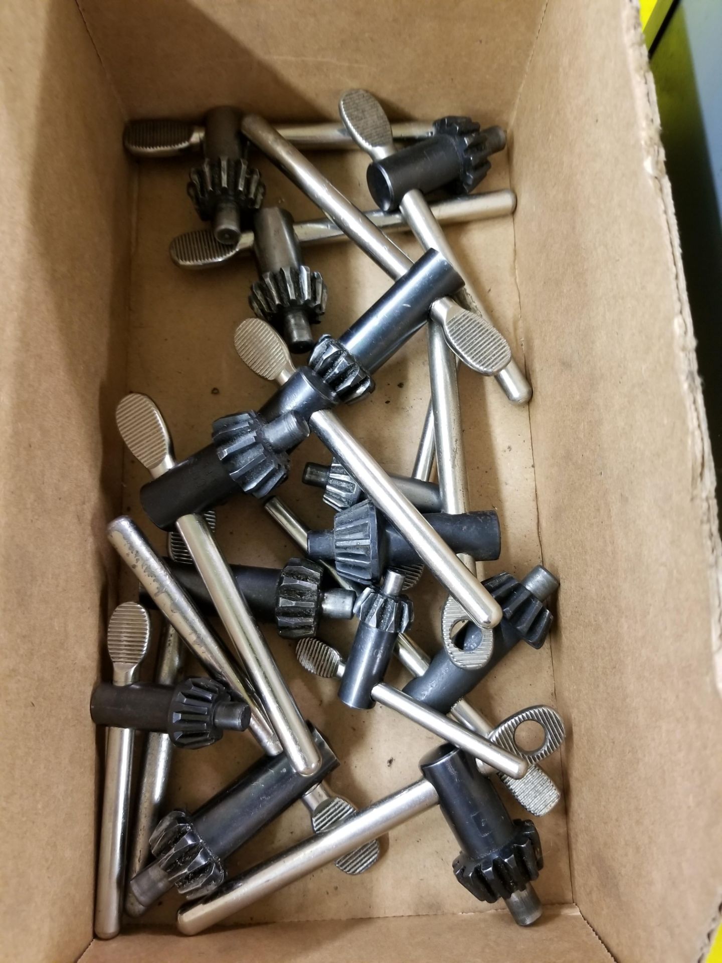 LOT: ASSORTED DRILL CHUCK KEYS (IN 1 BOX)