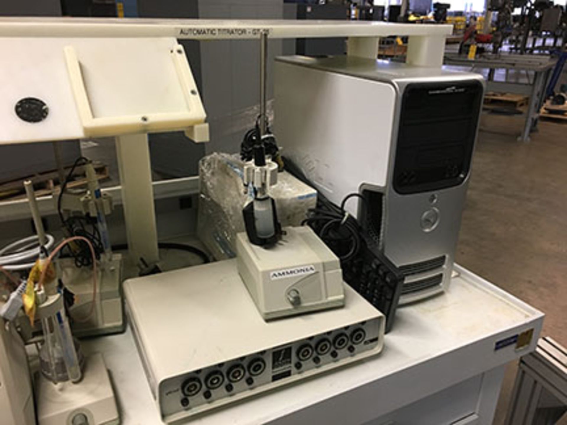 AUTOMATIC TITRATOR ON ROLLING DESK WITH (3) TITRONIC UNIVERSAL, WITH JENSEN SYSTEMS SENSOLAB PHS - Image 2 of 2