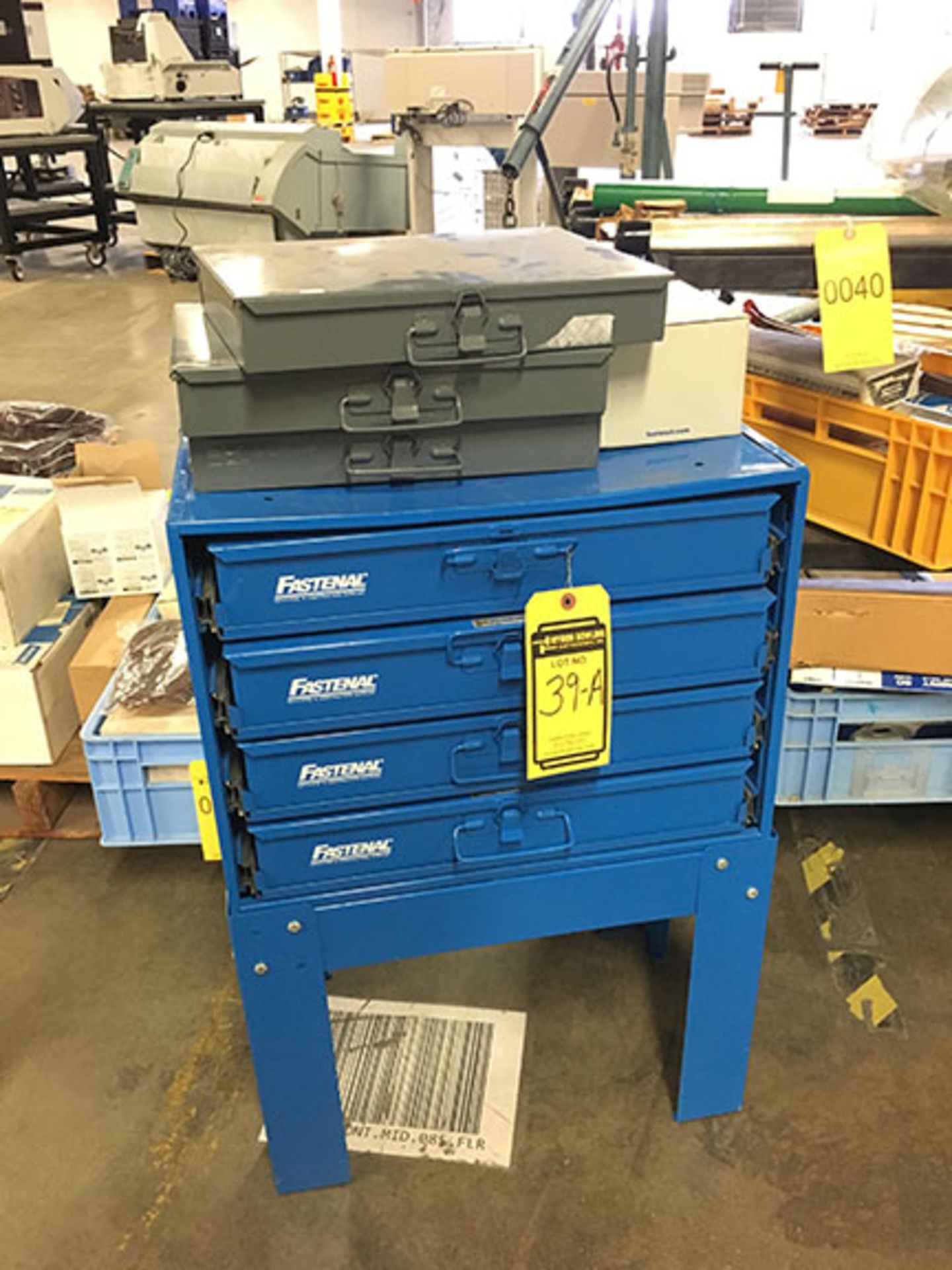 FASTENAL SLIDING DRAWER CABINET