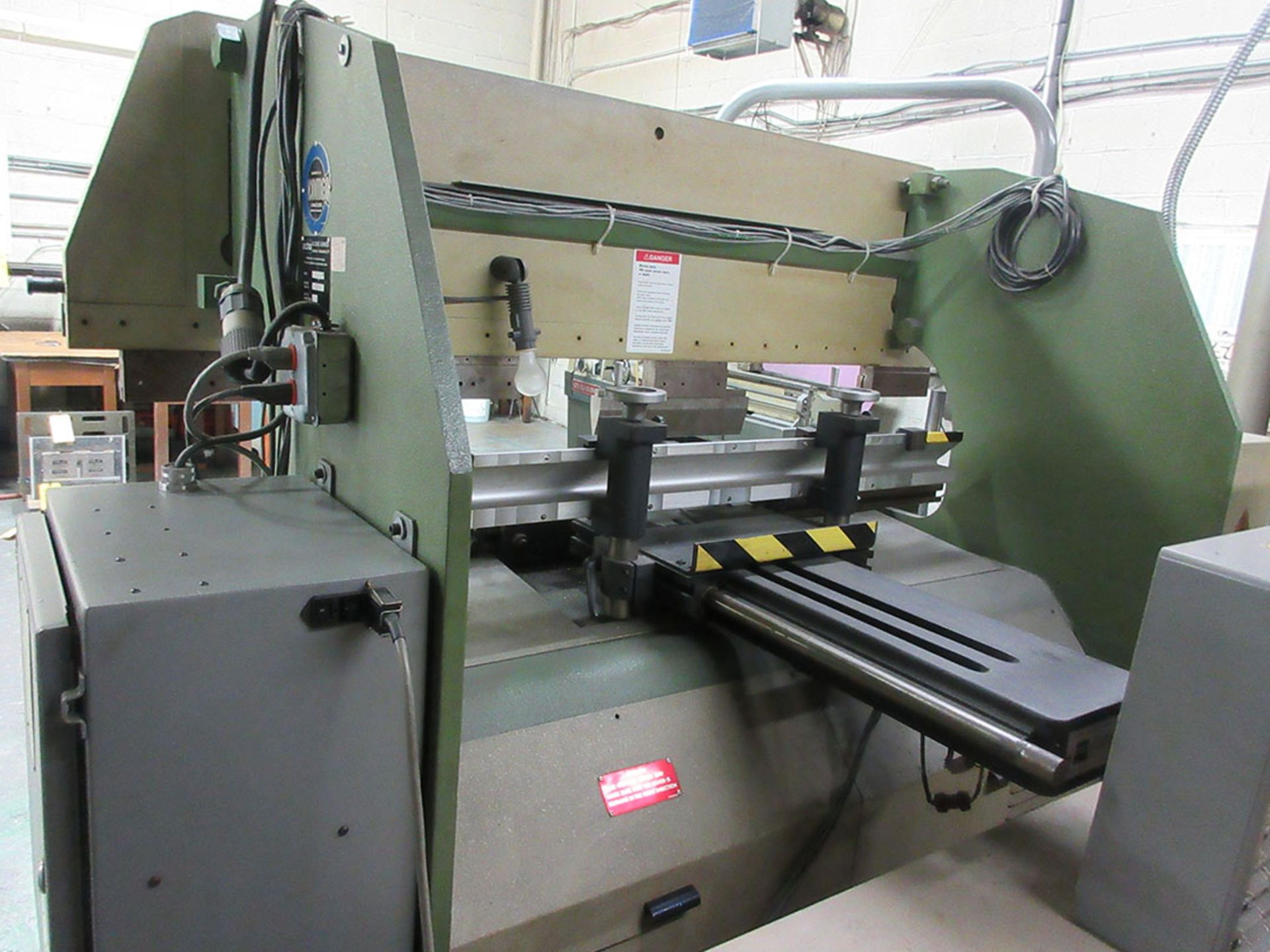 1985 ADIRA QH-3020 CNC PRESS BRAKE; HURCO AUTO BEND 7 CONTROL, S/N 1550/3437 ***LOADING FEE $ 450. - Image 2 of 3