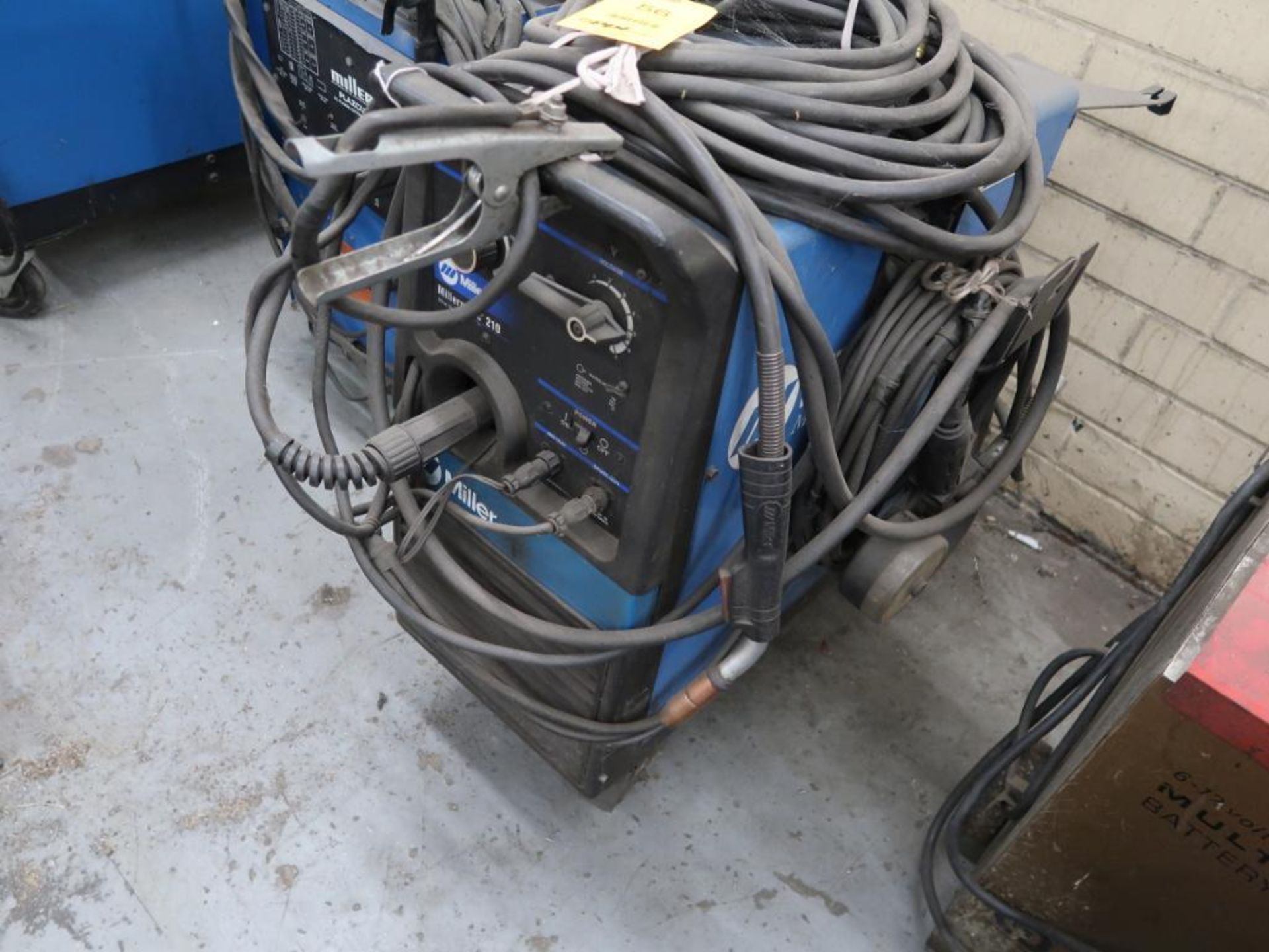 MILLER Portable MIG Welder Model Millermatic 210, with Leads & Spoolmatic Wire Feeder