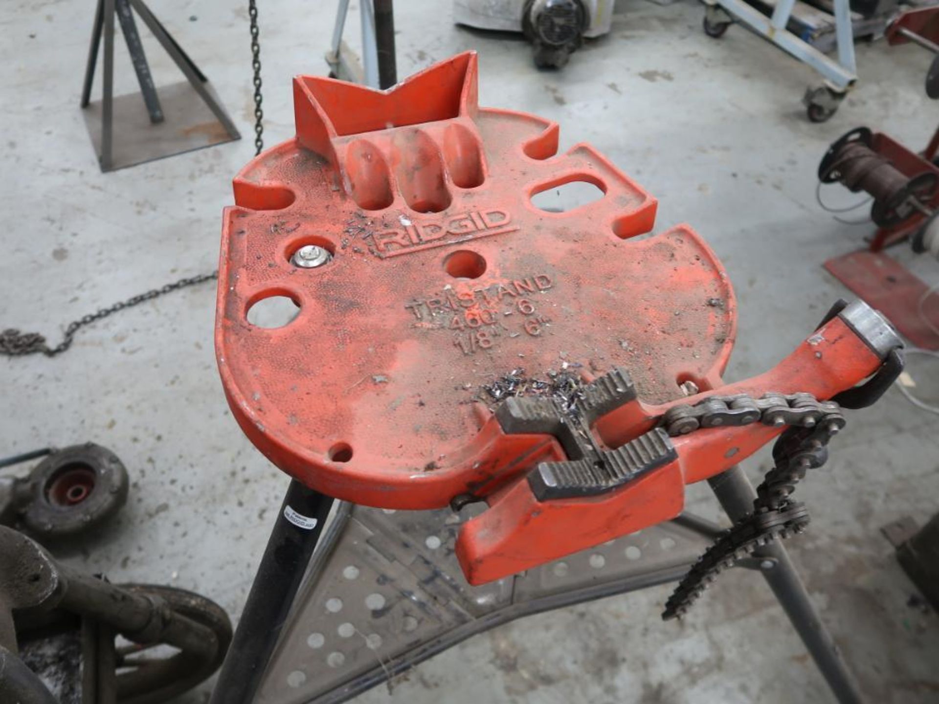 LOT: RIDGID Tri-Stand Model 460, with (2) Stands