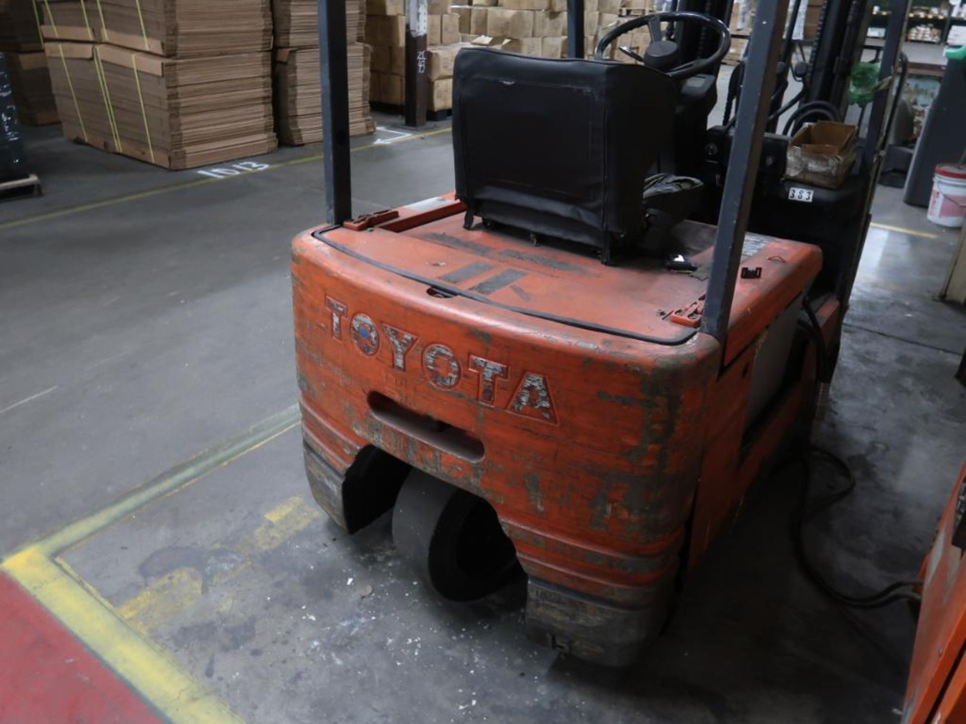 TOYOTA 2500 lb. Electric Forklift Model 5FBE-15, S/N 22630, 3-Stage Mast (#383) - Image 2 of 2