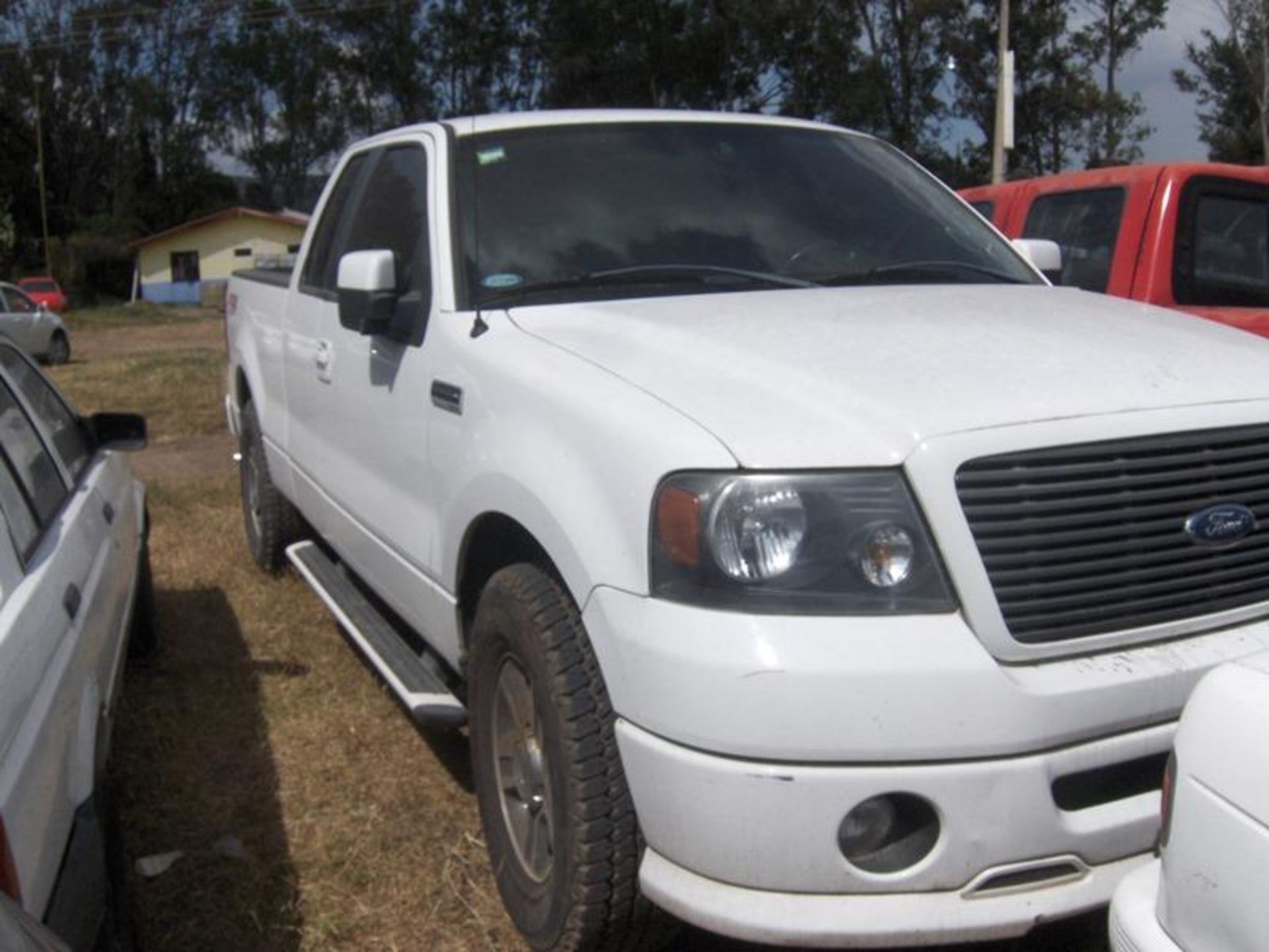 Vehículo Marca: Ford Tipo: Pick Up Modelo: 2007 Con 4 Puertas Color Blanco, Located In: Jalisco,