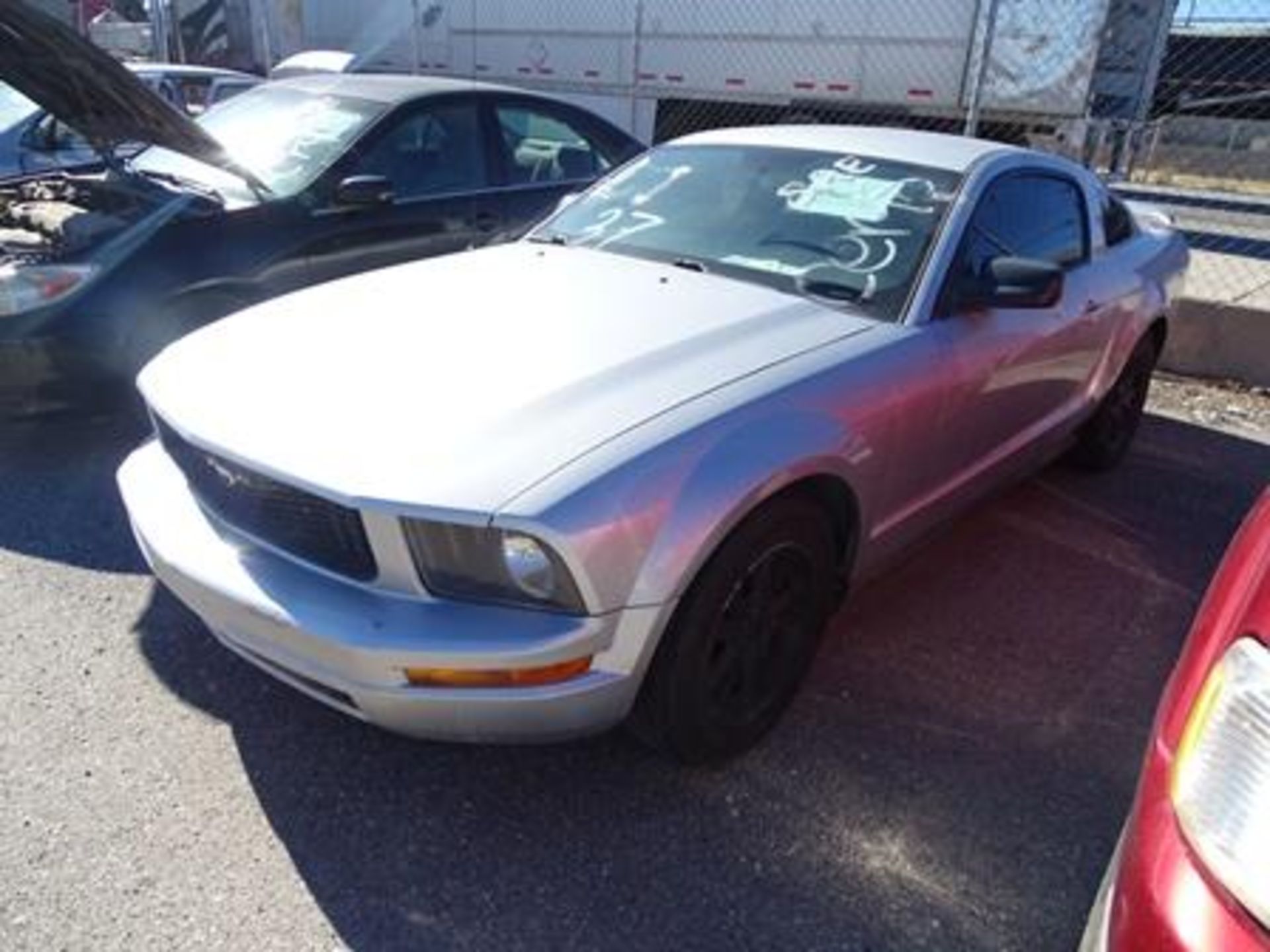 Vehículo Marca Ford Mustang, Tipo Sedan, Modelo 2007, Located In: Chihuahua, Deposit Of: $5000