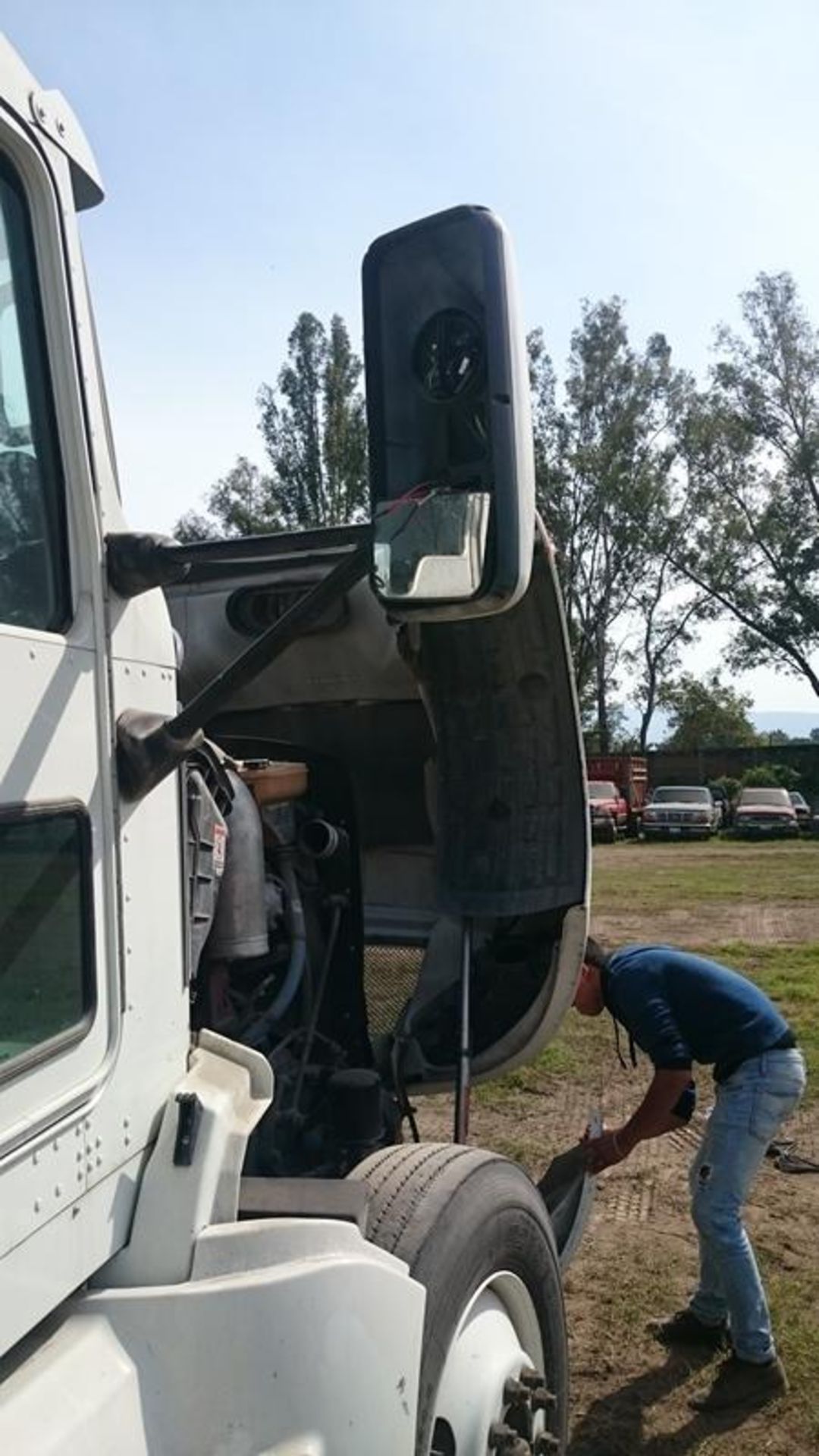 Vehículo No Apto Para Matricular Marca Kenworth, Tipo Tracto Camion, Modelo 2014 , Located In: - Image 16 of 19