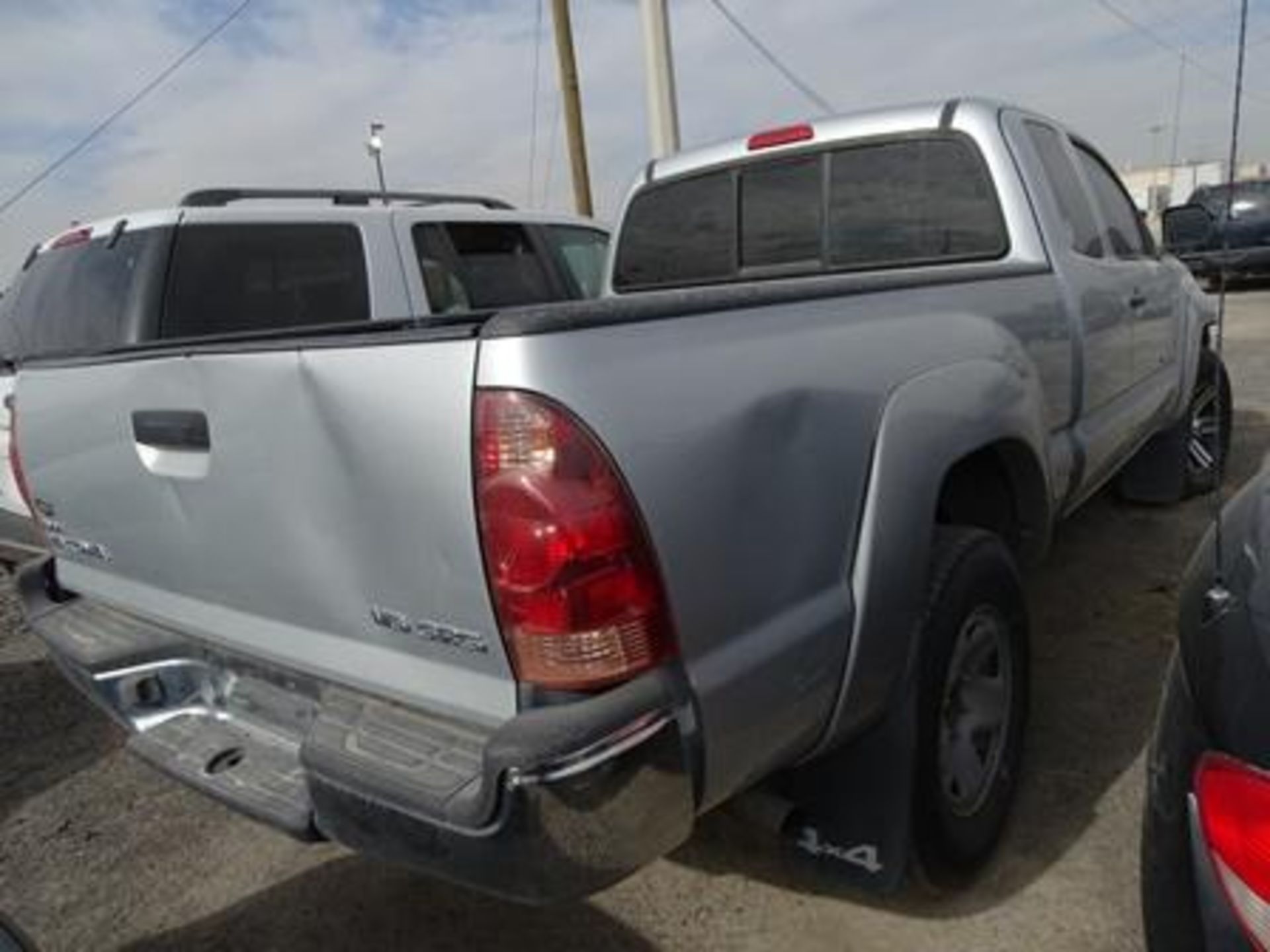 Vehículo Marca Toyota, Linea Tacoma, Tipo Pick Up, Modelo 2007, Color Gris, Located In: Chihuahua, - Bild 5 aus 19