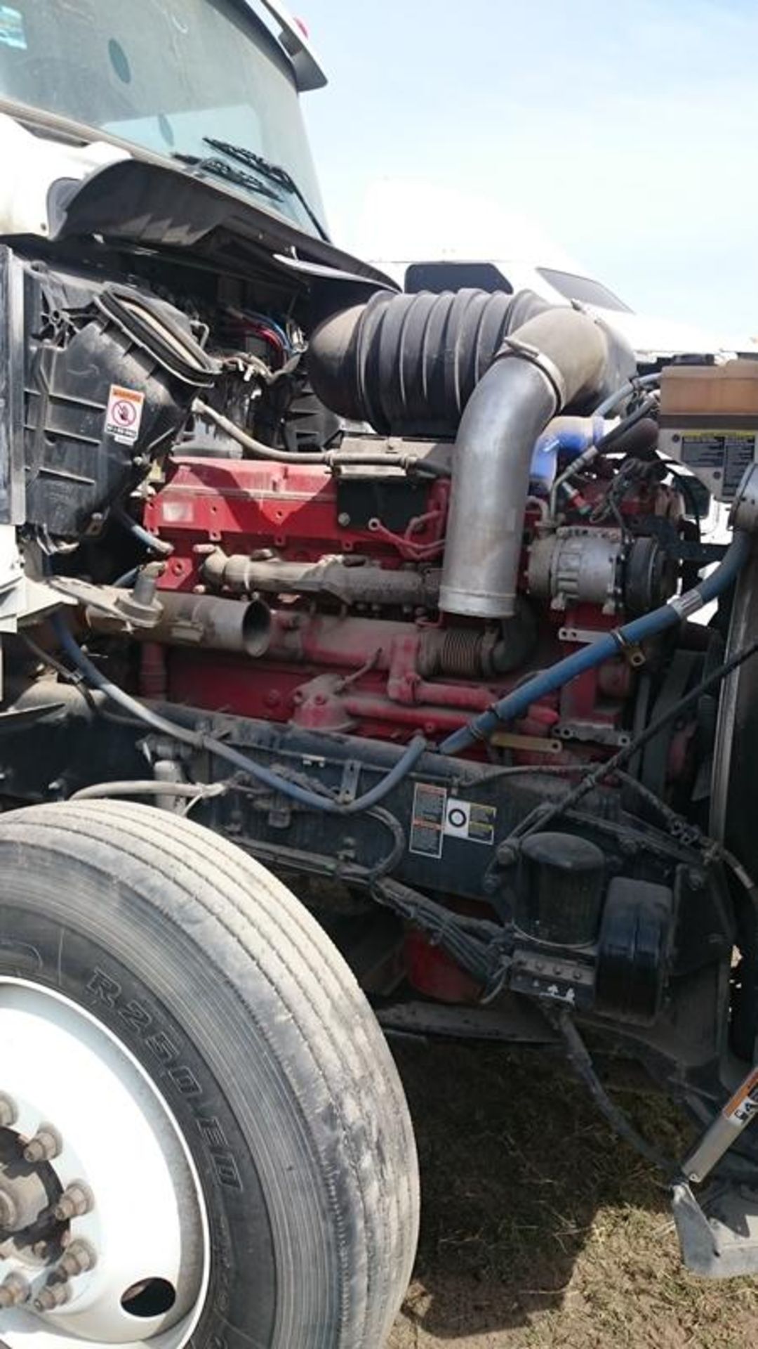 Vehículo No Apto Para Matricular Marca Kenworth, Tipo Tracto Camion, Modelo 2014 , Located In: - Image 12 of 19