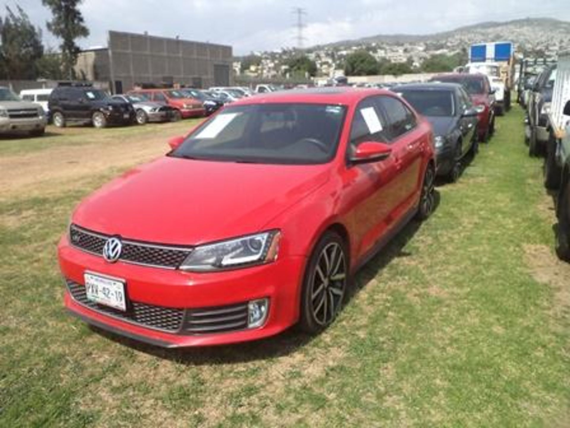 Vehículo Marca Volkswagen Jetta, Modelo 2013, Color Rojo, Located In: Estado De Mexico, Deposit