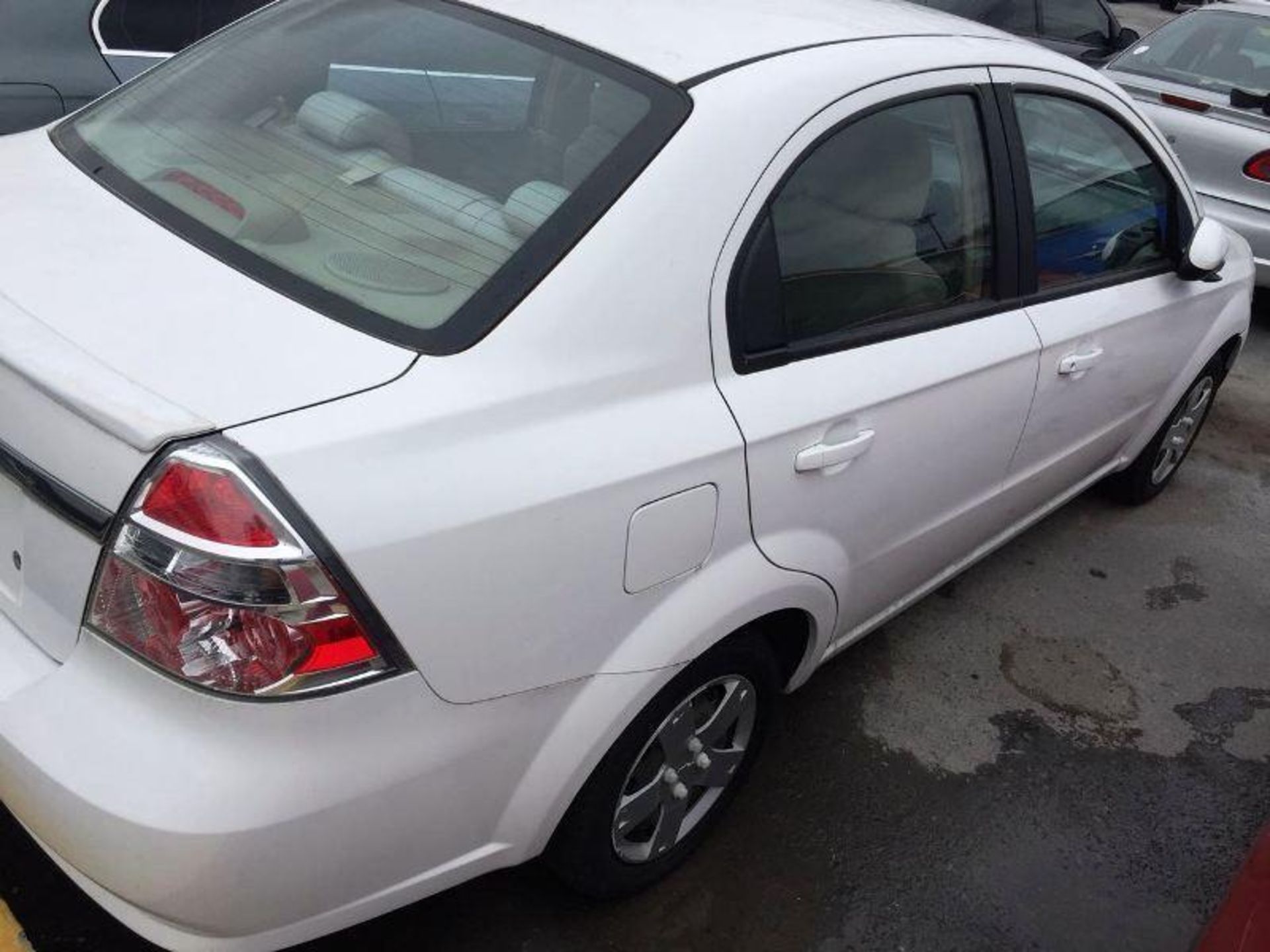 Lote Conformado Por Dos Vehículos,Volkswagen Jetta 2011 Y Chevrolet Aveo 2010, , Located In: Nuevo