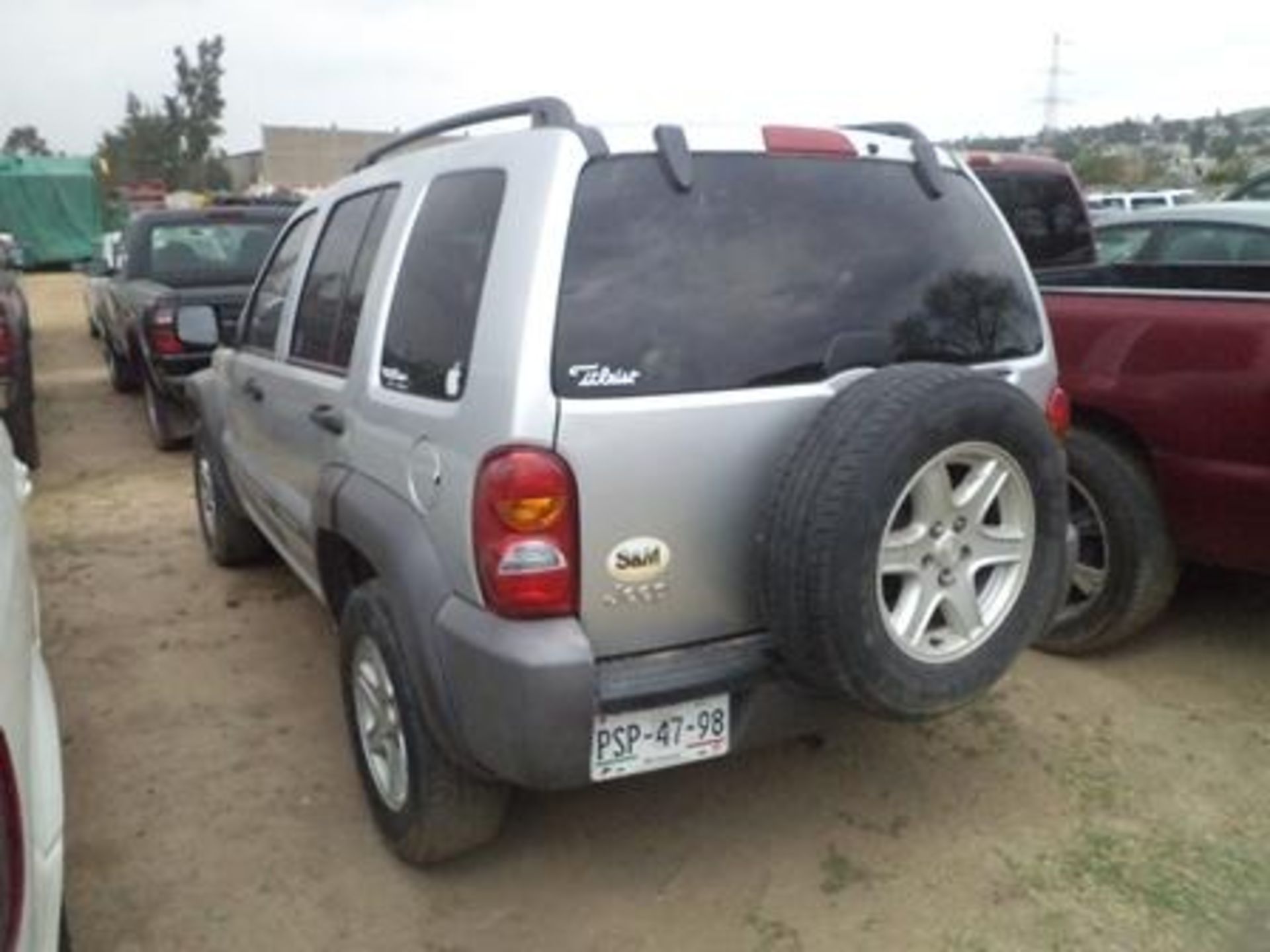 Vehiculo Marca Jeep Liberty 4x2, Modelo 2004, Located In: Estado De Mexico, Deposit Of: $5000 - Image 3 of 5