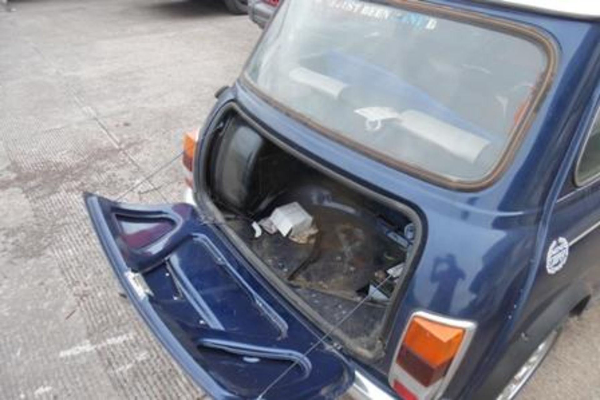 Vehículo Marca Mini Cooper, Located In: Veracruz, Deposit Of: $50000 - Image 3 of 7