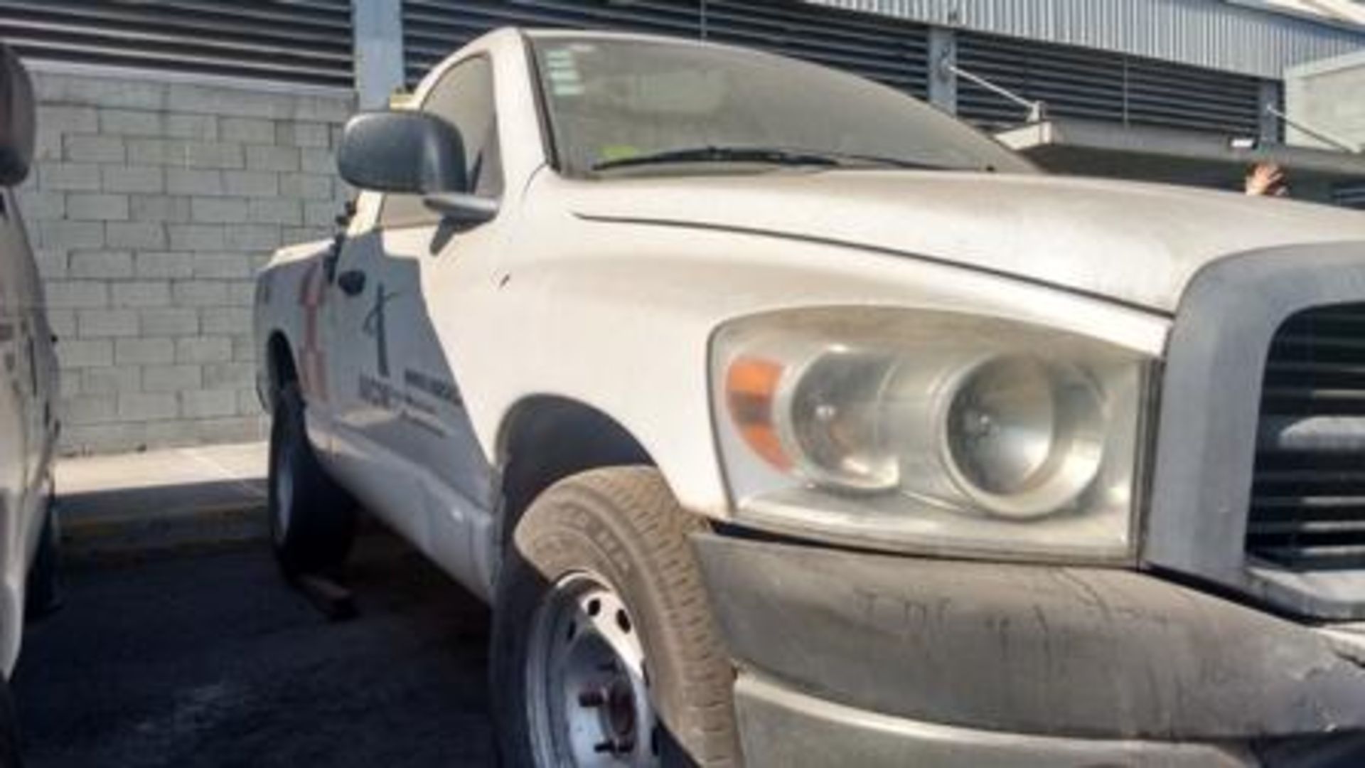 Lote Conformado Por Dos Vehículos No Aptos Para Matricular, Dodgde Ram 1500 Tipo Ambulancia, Dodge - Image 9 of 15