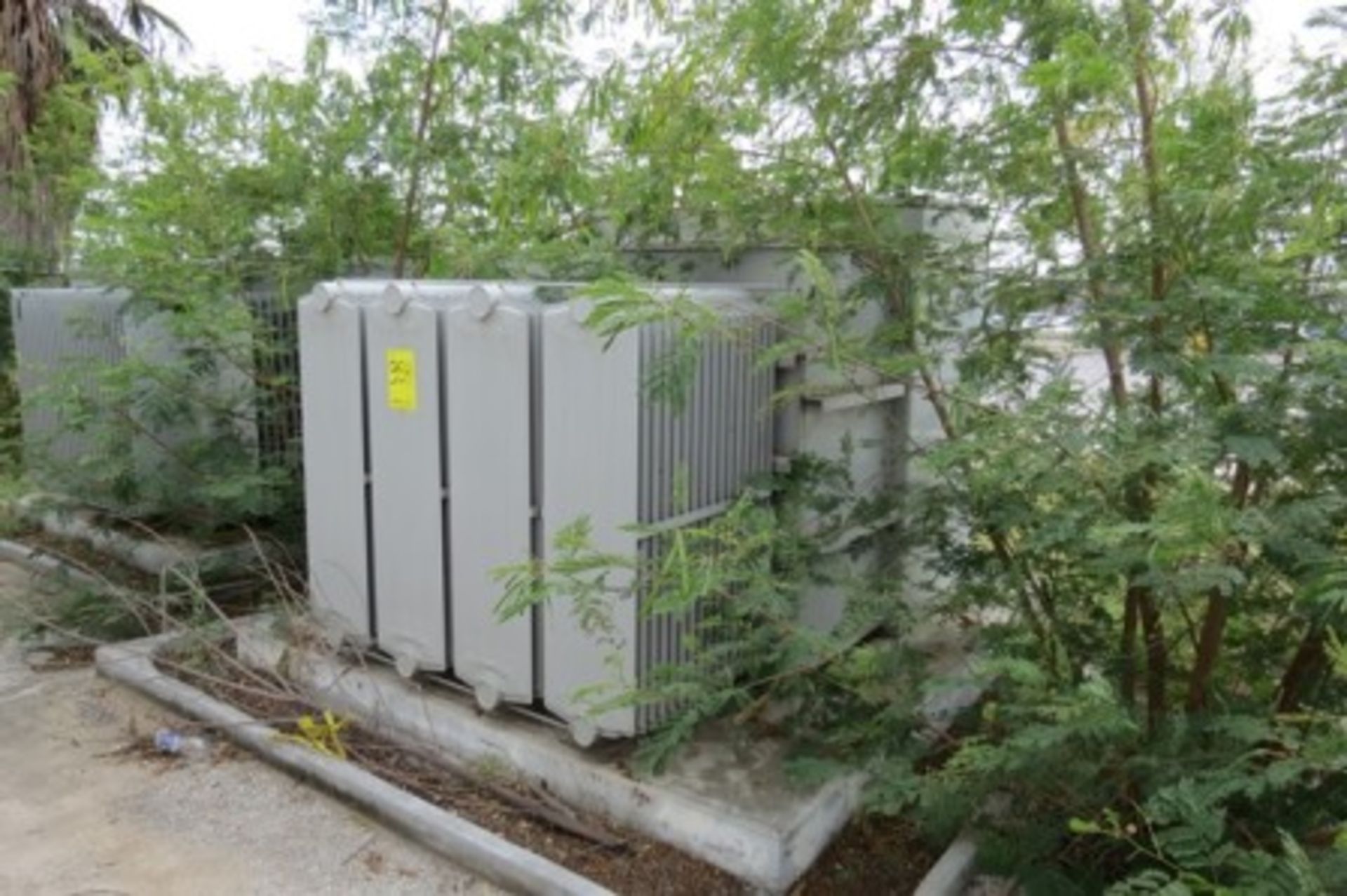 SquareD 2500 kVA transformer, oil cooled - Image 2 of 8