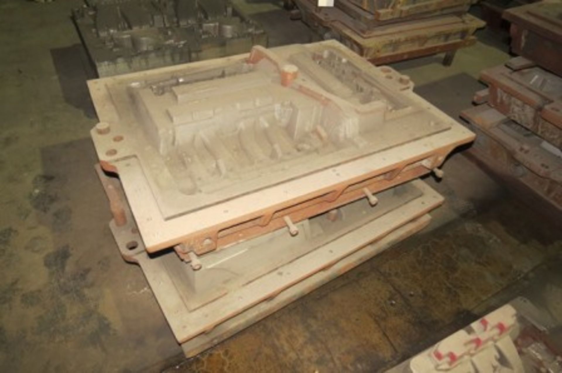 (8) Die casting molds - Image 6 of 9