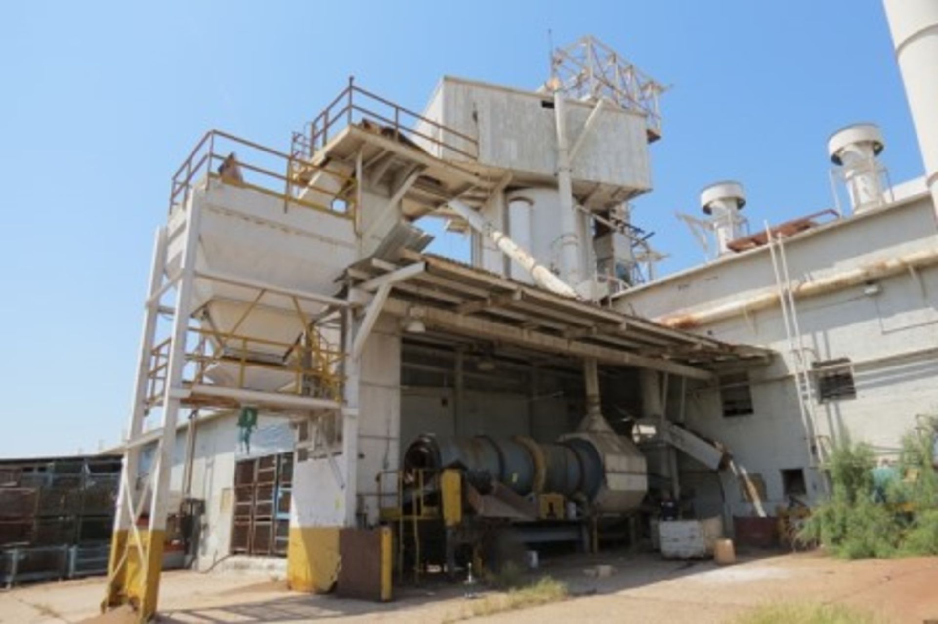 Dust collector, with 2 150 hp centrifugal blowers, filters, ducts, cooling tower - Image 41 of 46