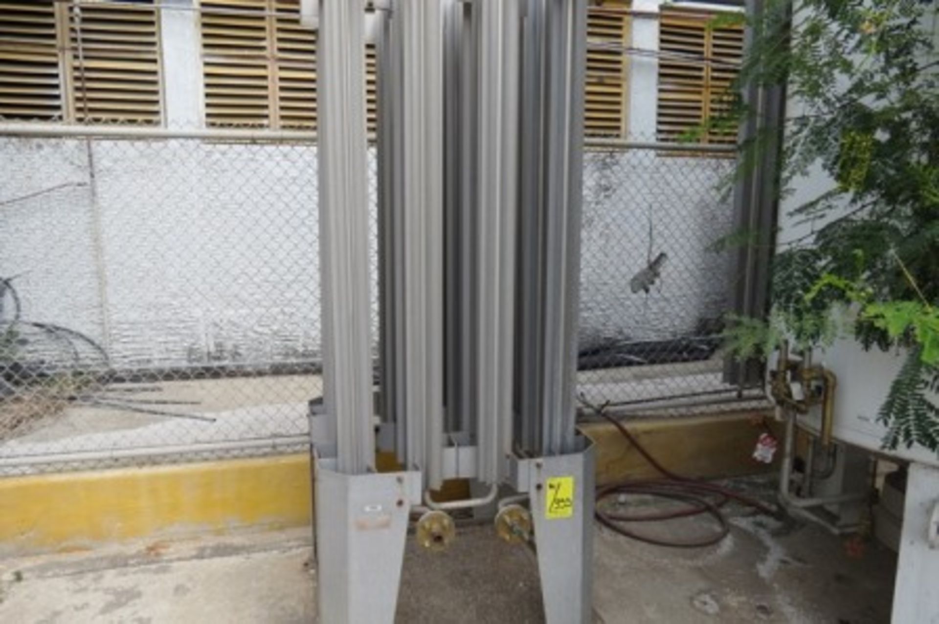 Pressure tank for nitrogen, 1500 gallon, radiator - Image 7 of 8