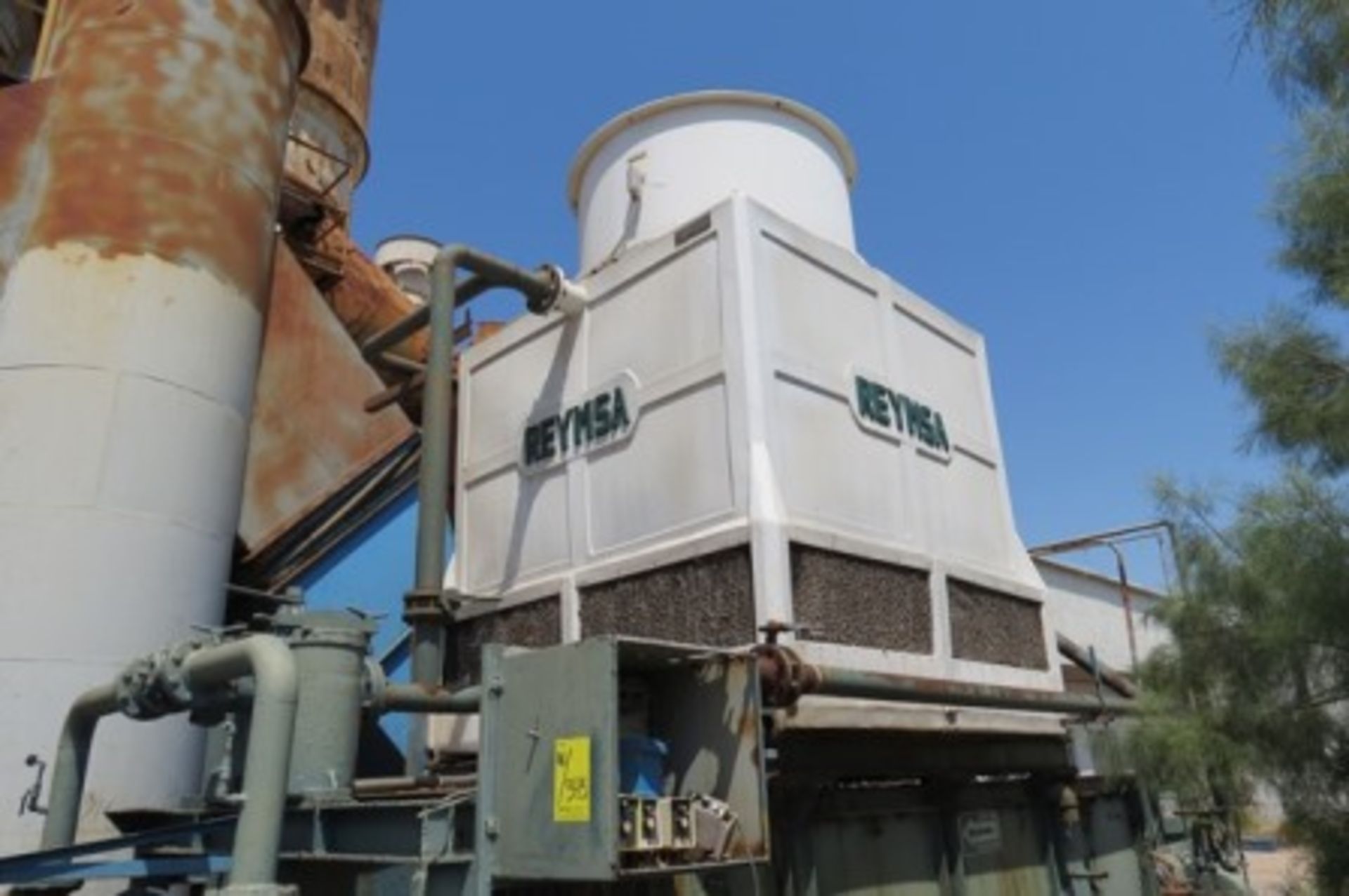 Dust collector, with 2 150 hp centrifugal blowers, filters, ducts, cooling tower - Image 17 of 46