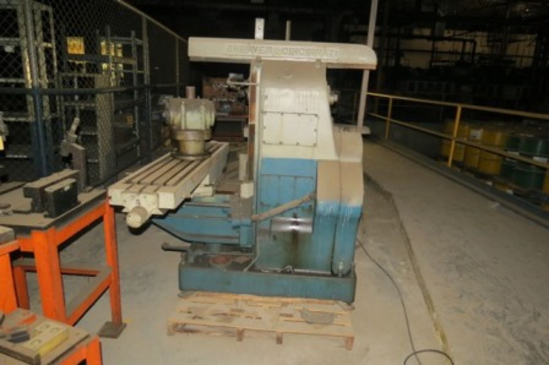Leco CM-24 cut off saw. FSG surface grinder. Cincinnati 2 milling machine. Pneumatic gauge - Image 7 of 28