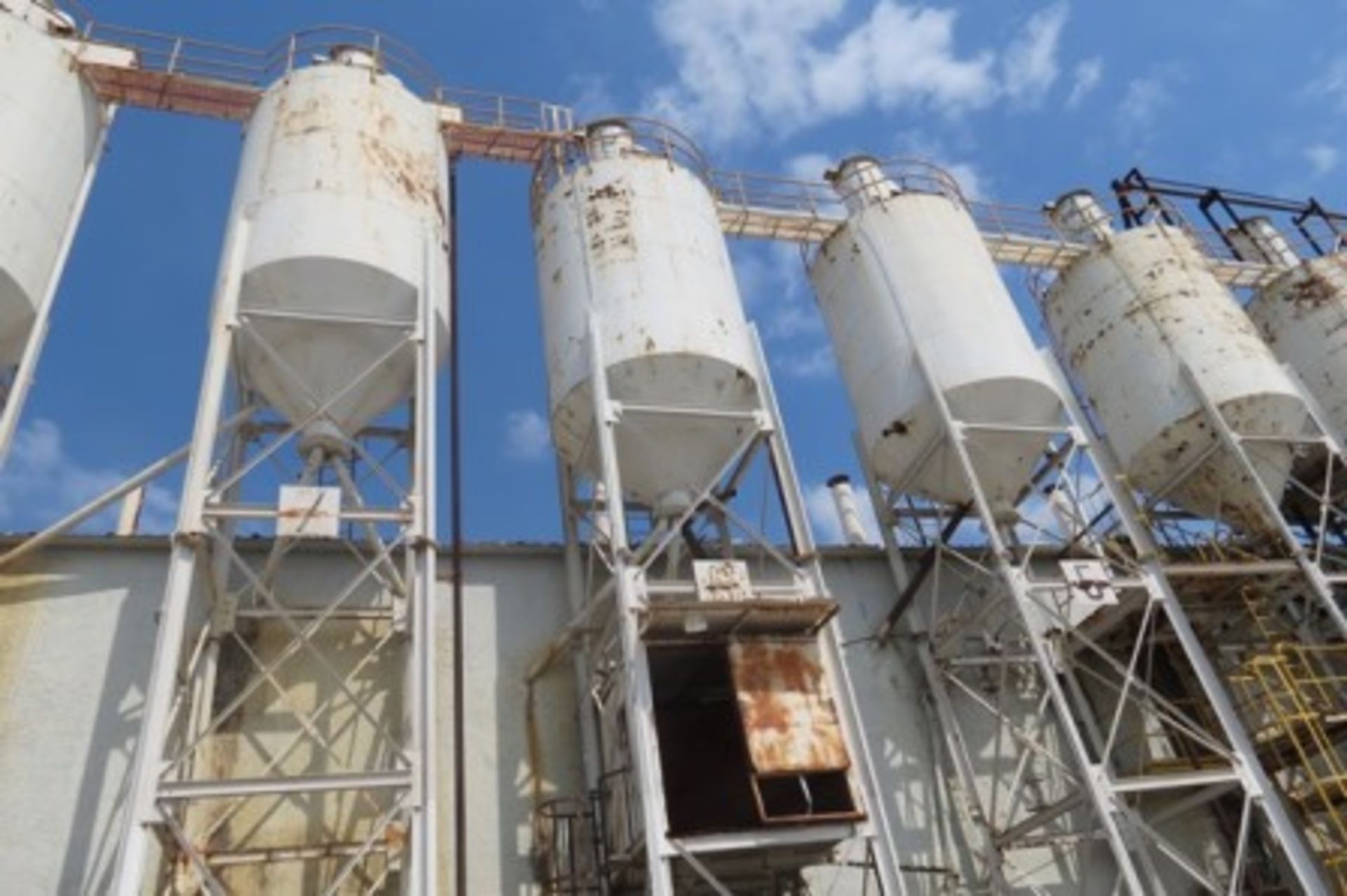 Foundry sand silo, 8" I beam structure - Image 2 of 7