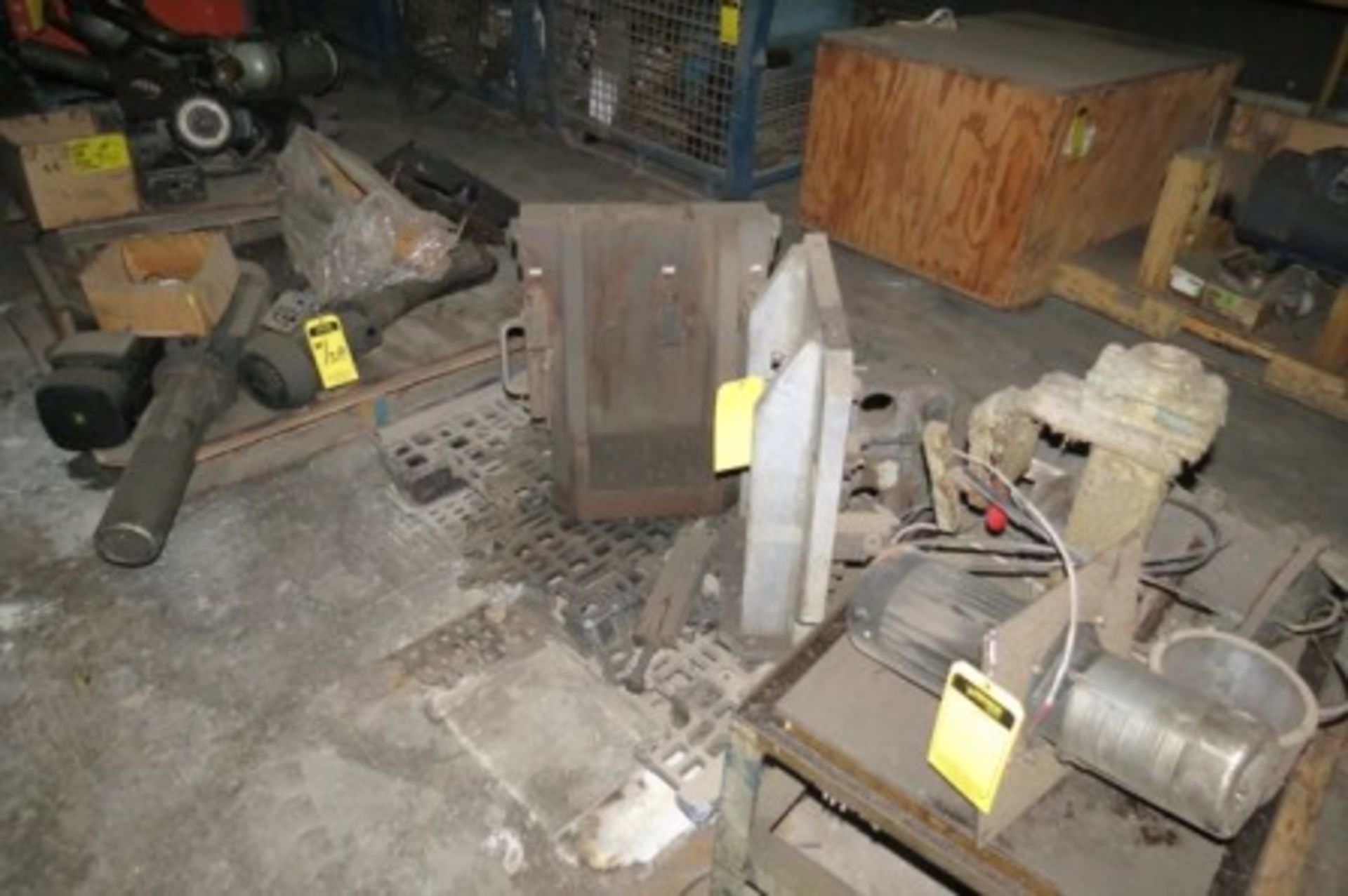 Electric motor 50 hp. Spare parts for die casting machines. Belt conveyor - Image 6 of 19