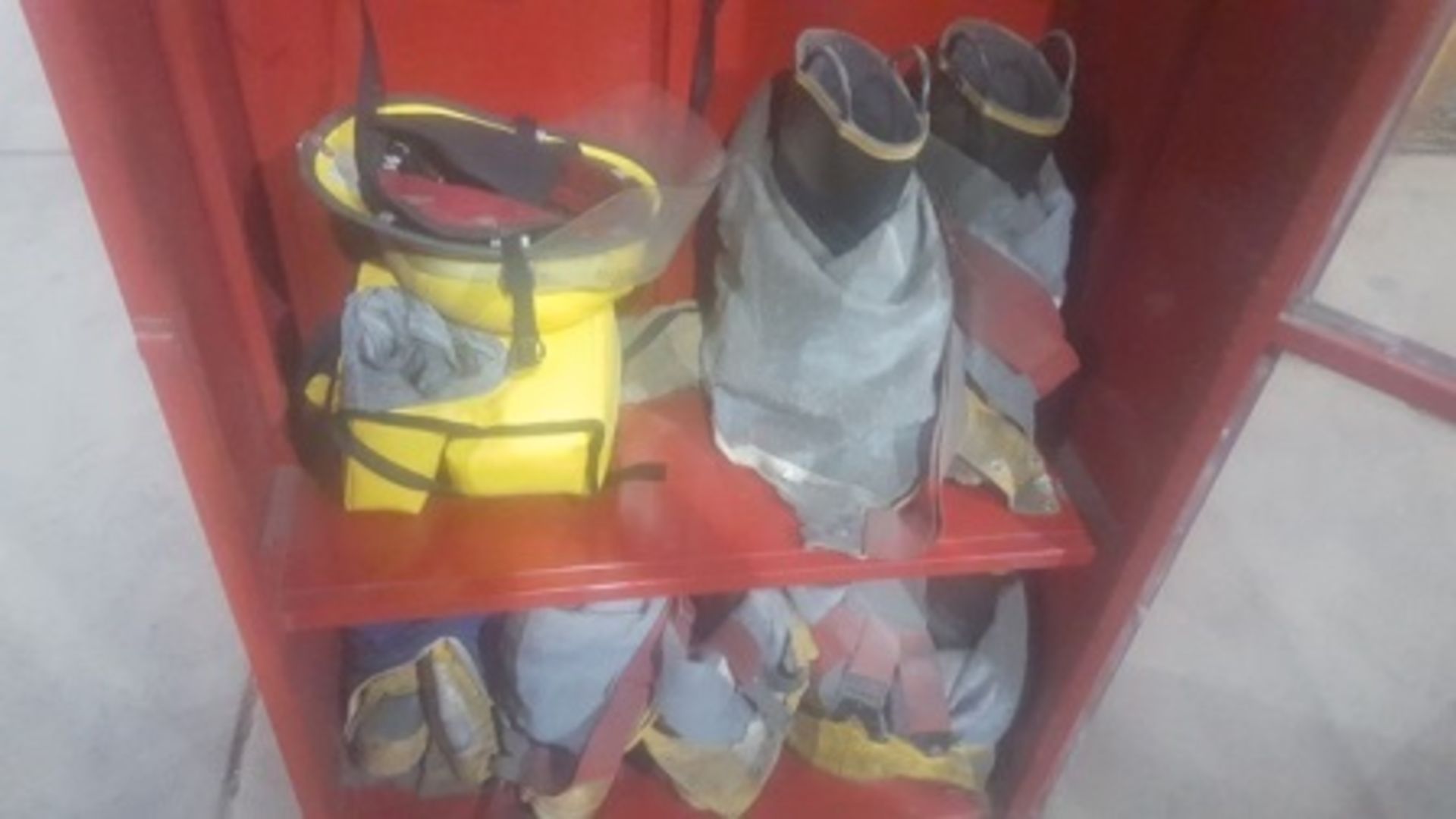 (2) Cabinets with firefighting gear - Image 5 of 12