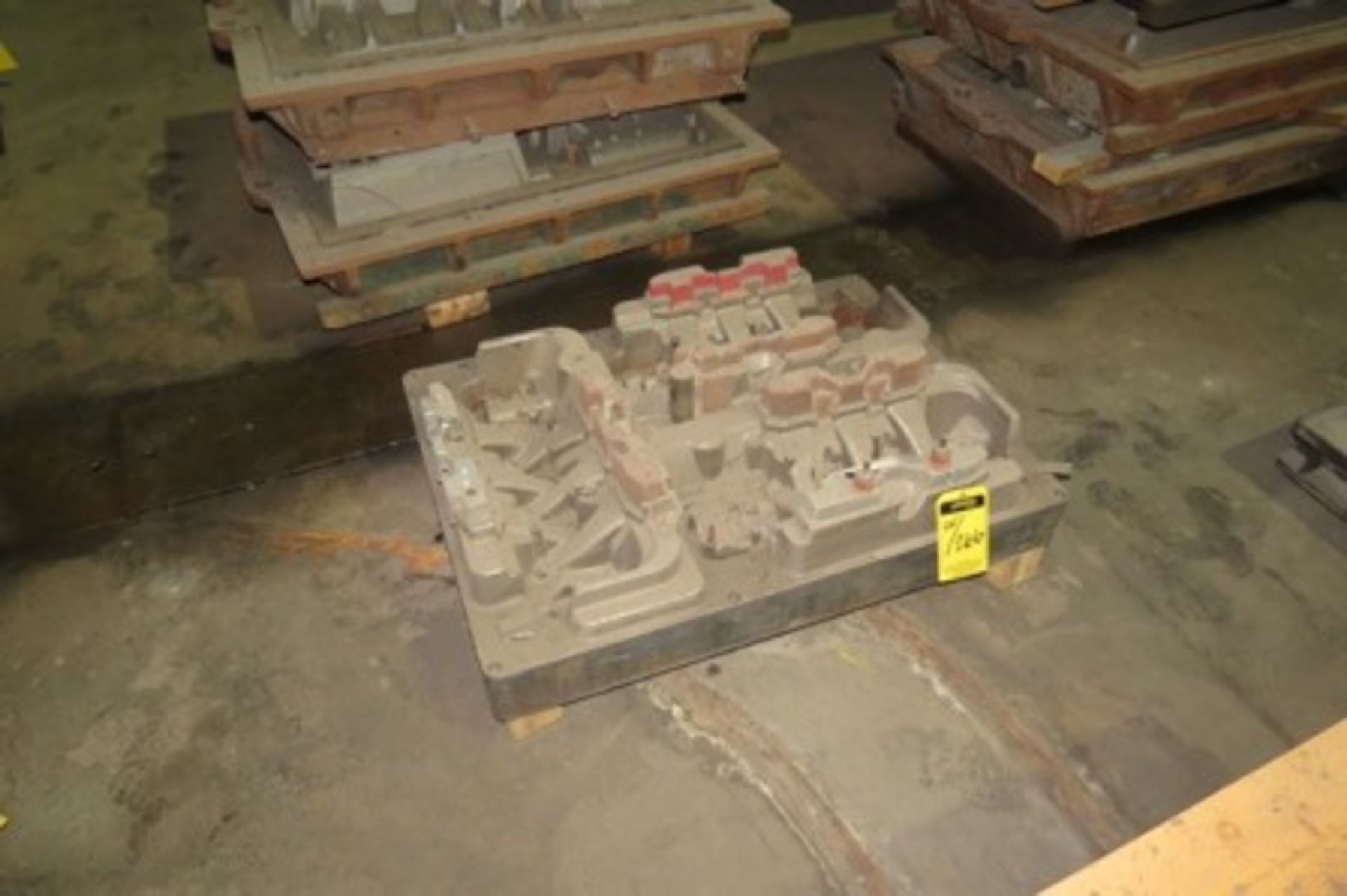 (8) Die casting molds - Image 5 of 9