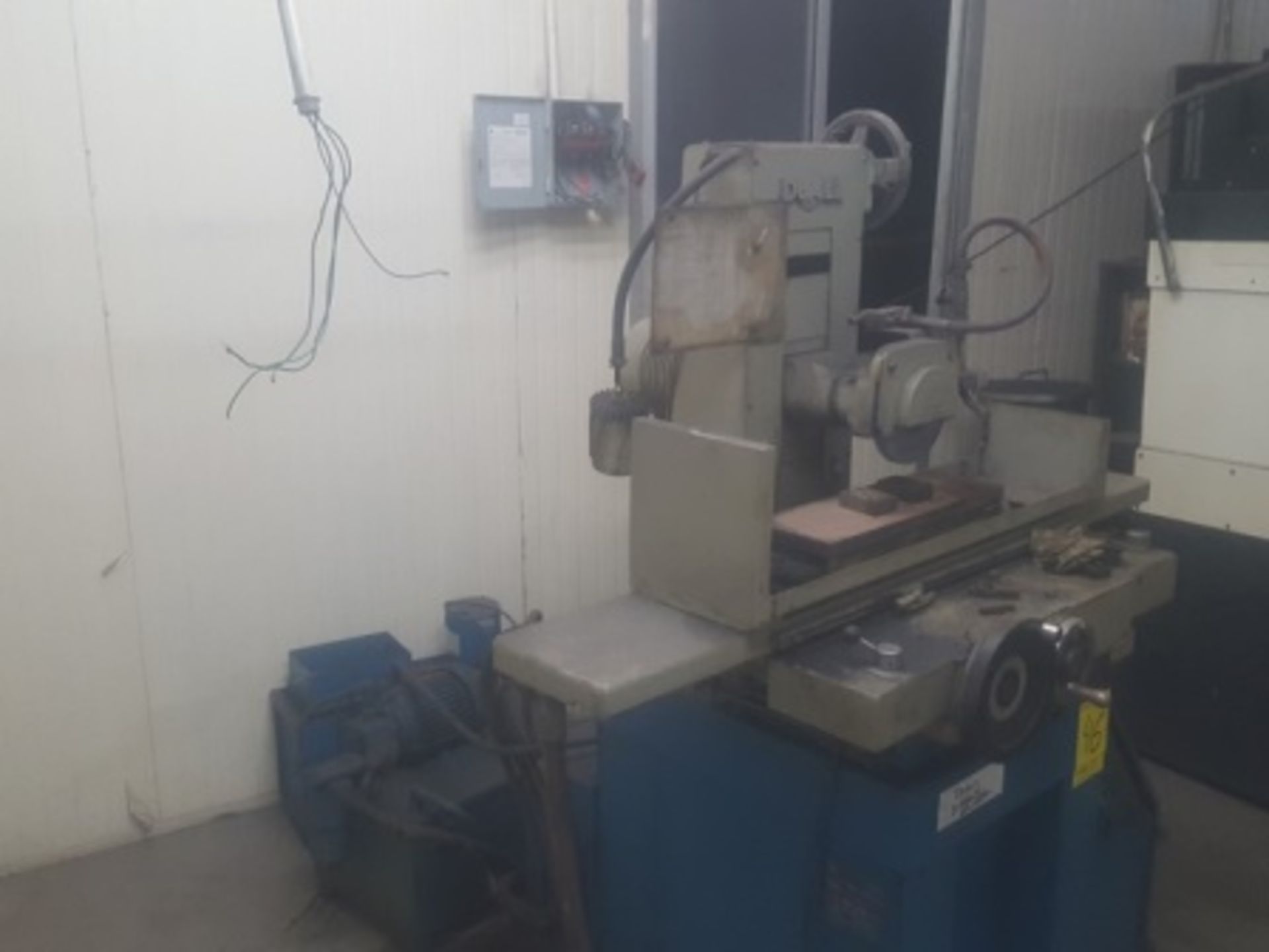 DoAll surface grinder, reciprocating table, horizontal spindle - Image 5 of 10